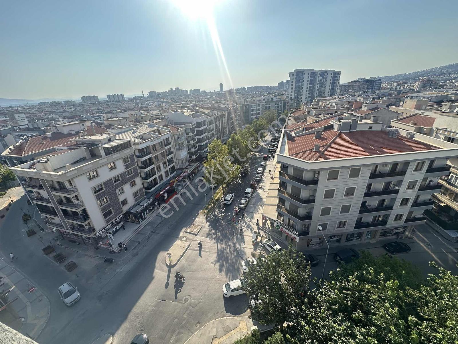 14 Remax Best'ten Karşıyaka Ordu Bul Üzerınde Satılık 3+1 Daıre — fotoğraf 23