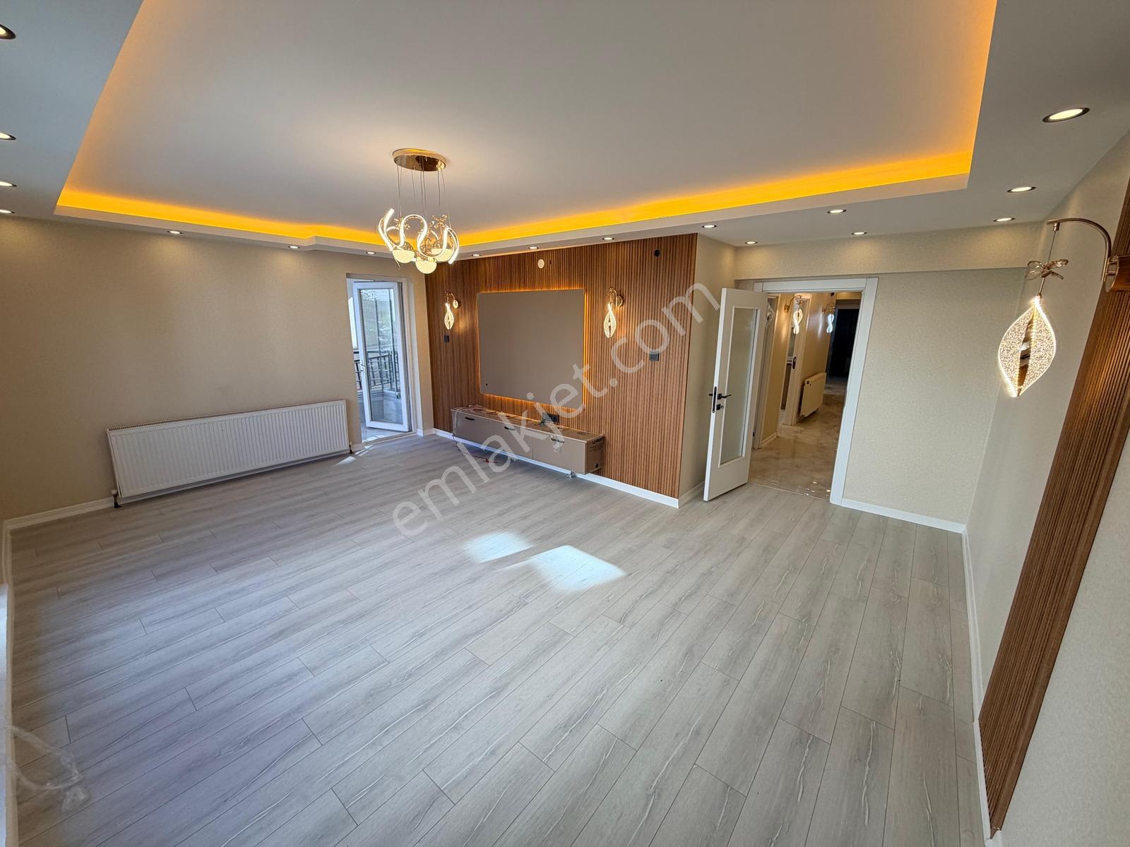 Ufuktepede Cadde Yakını Full Yapılı 3+1 Geniş Ultra Lüks Daire — fotoğraf 4