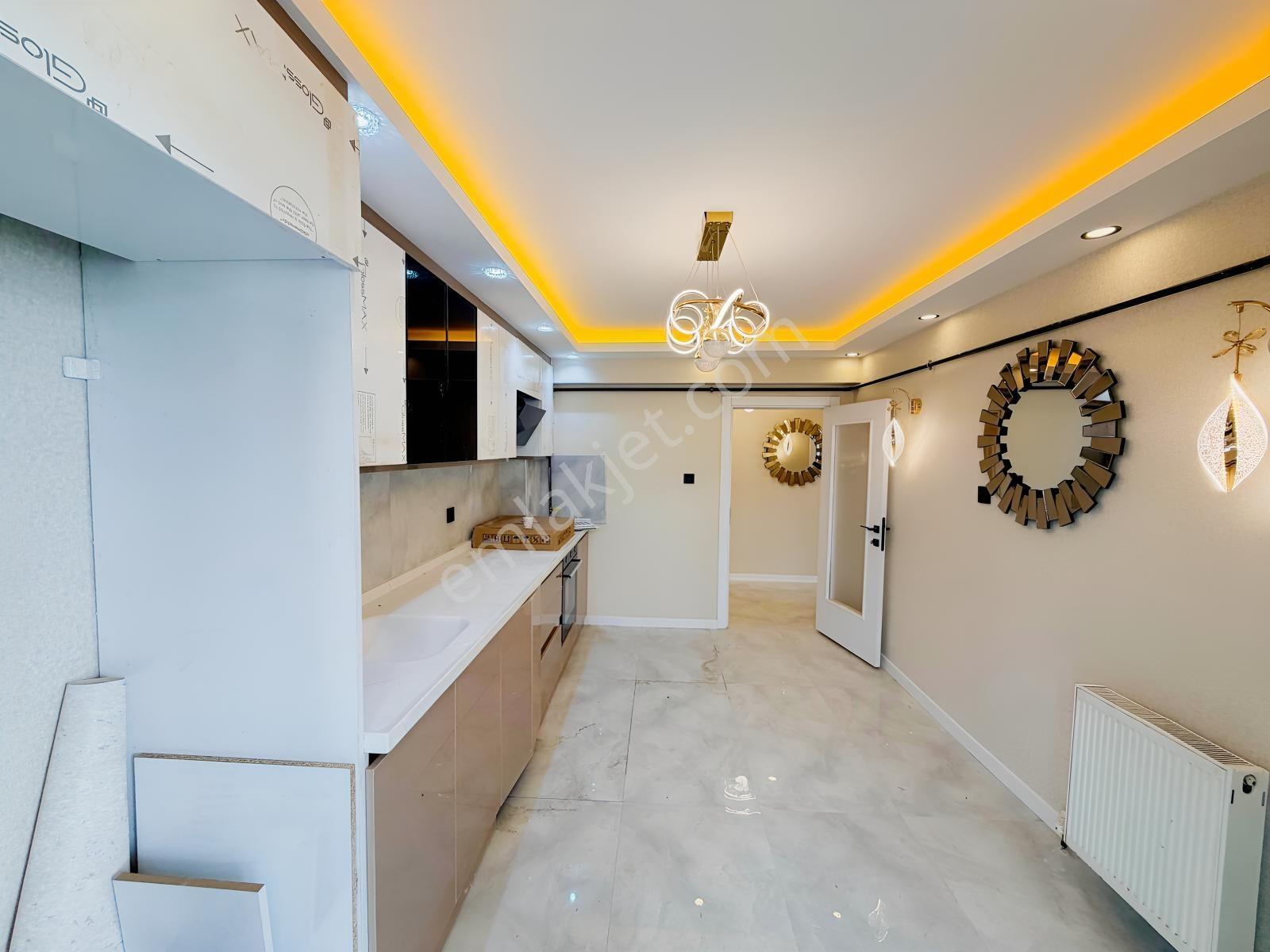 Ufuktepede Cadde Yakını Full Yapılı 3+1 Geniş Ultra Lüks Daire — fotoğraf 11