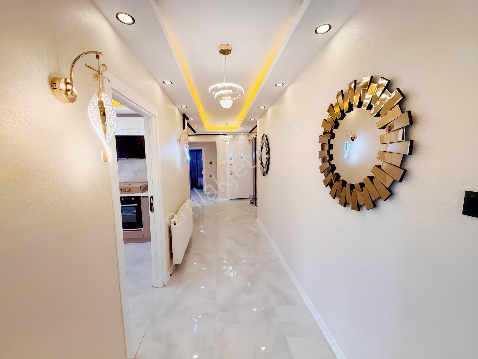 Ufuktepede Cadde Yakını Full Yapılı 3+1 Geniş Ultra Lüks Daire — fotoğraf 14