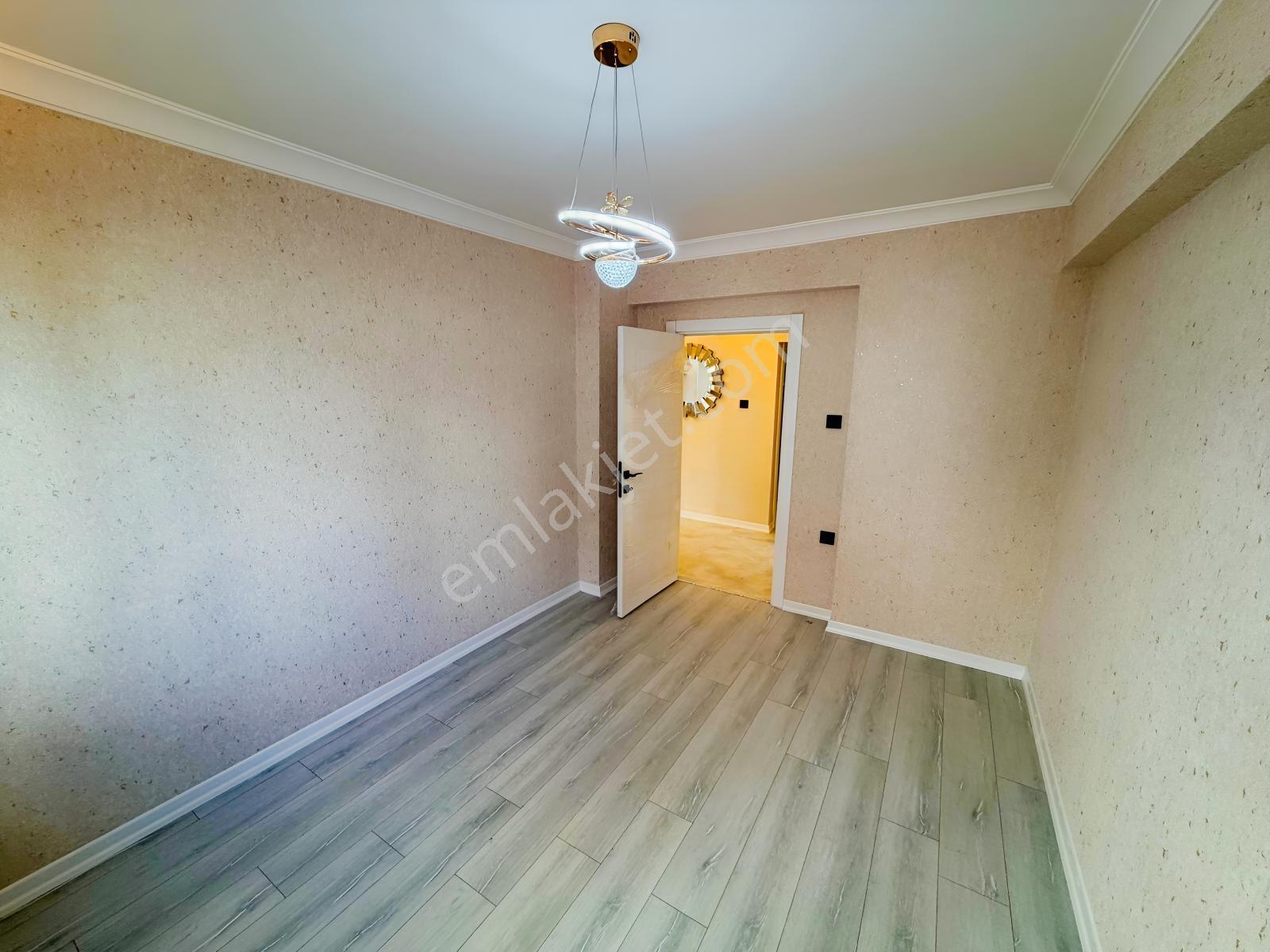 Ufuktepede Cadde Yakını Full Yapılı 3+1 Geniş Ultra Lüks Daire — fotoğraf 17