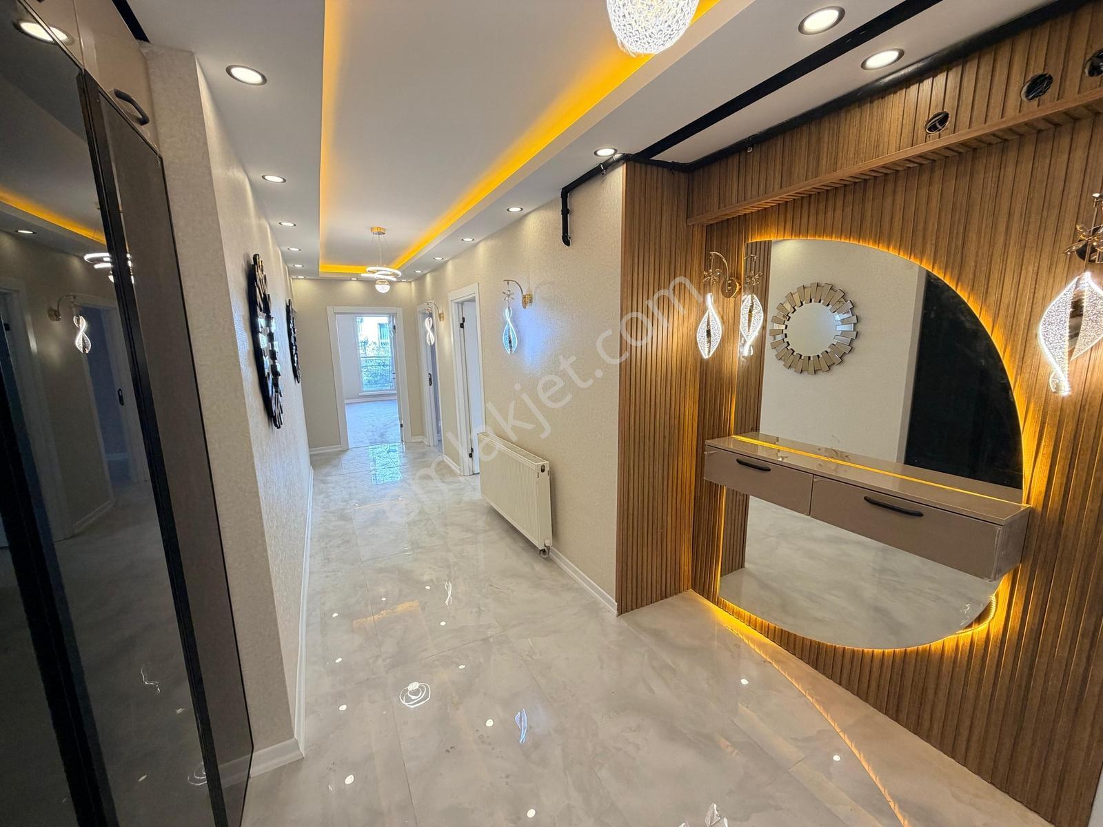 Ufuktepede Cadde Yakını Full Yapılı 3+1 Geniş Ultra Lüks Daire — fotoğraf 25