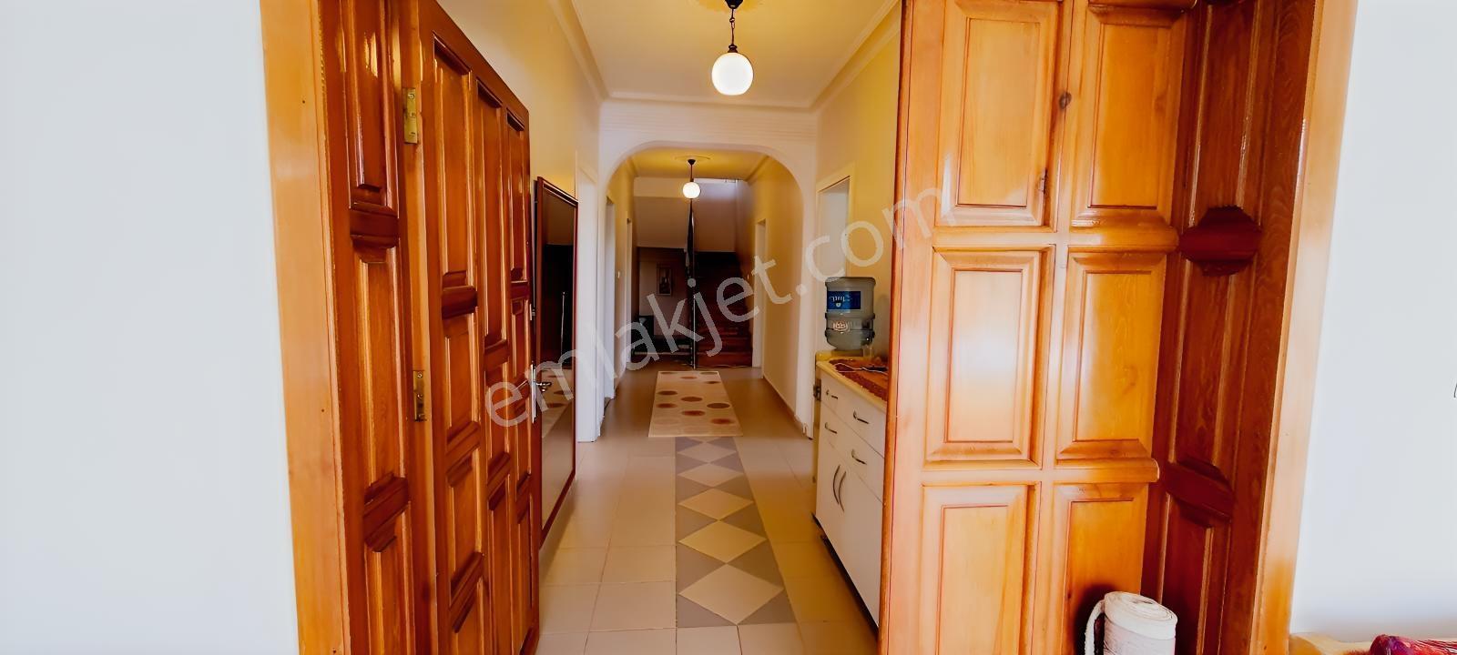 Ceviz Ve Çam Ağaçları Altında Havuzlu Muhteşem 6+2 Villa — fotoğraf 28
