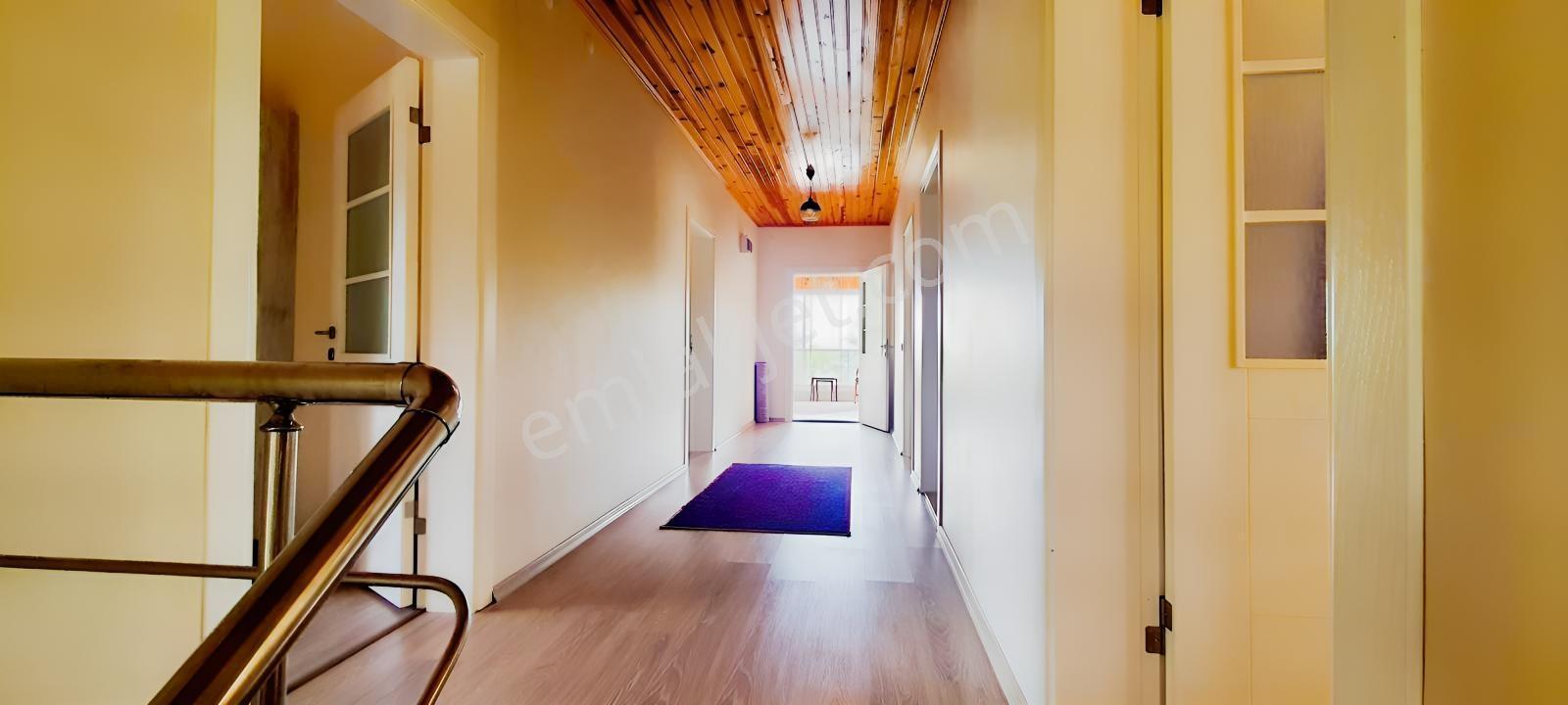 Ceviz Ve Çam Ağaçları Altında Havuzlu Muhteşem 6+2 Villa — fotoğraf 33