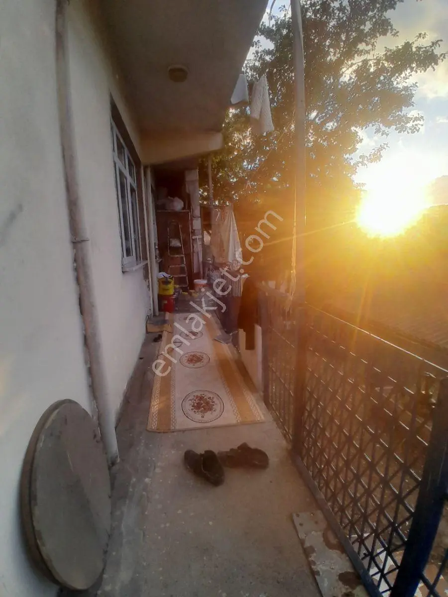 Satılık 41 M2 Hisseye Sahip 3+1 Merkezi Konumda Yatırımlık Daire — fotoğraf 8