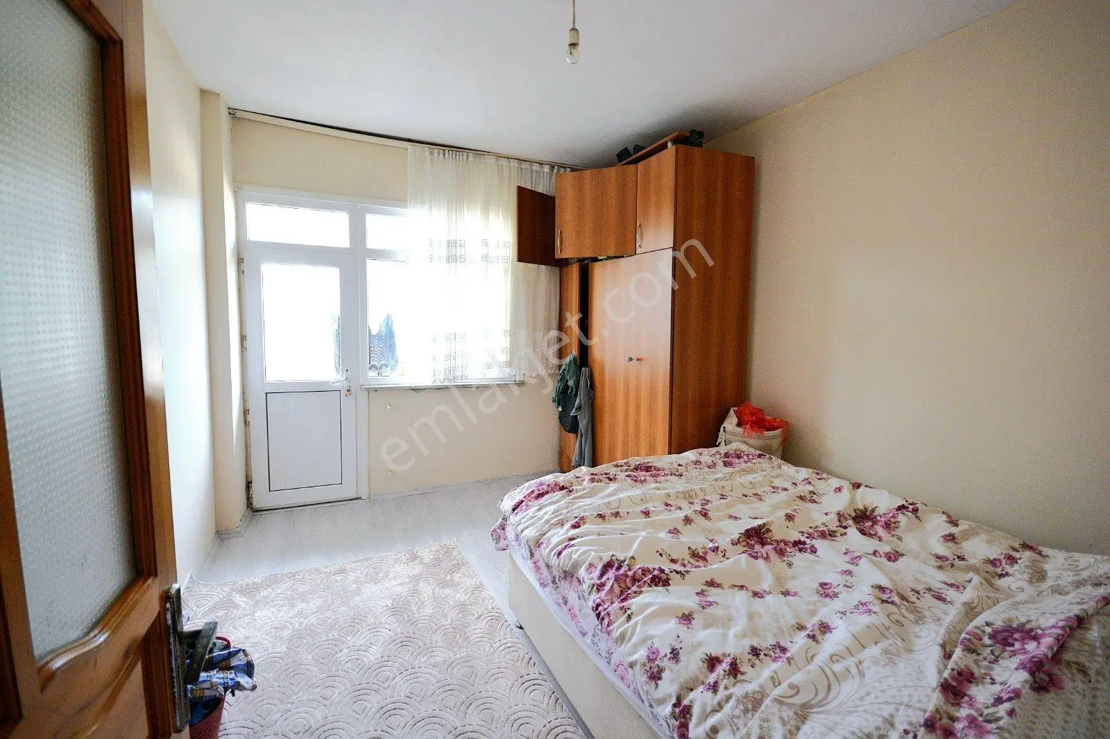Satılık 41 M2 Hisseye Sahip 3+1 Merkezi Konumda Yatırımlık Daire — fotoğraf 13
