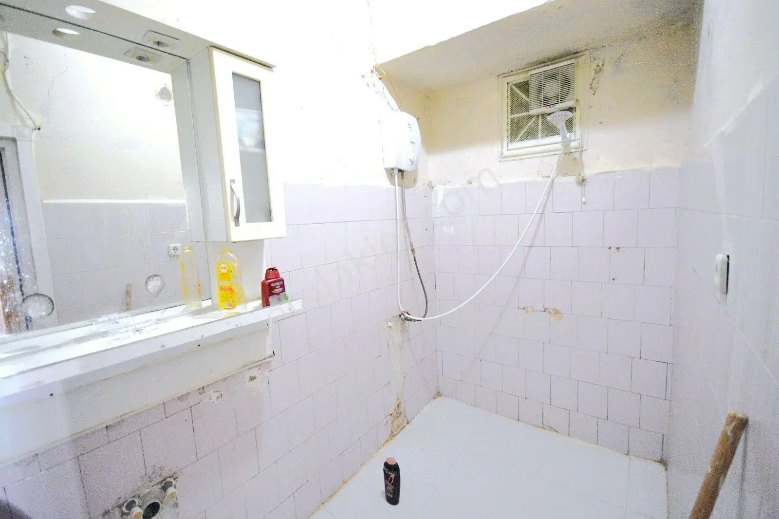 Satılık 41 M2 Hisseye Sahip 3+1 Merkezi Konumda Yatırımlık Daire — fotoğraf 19