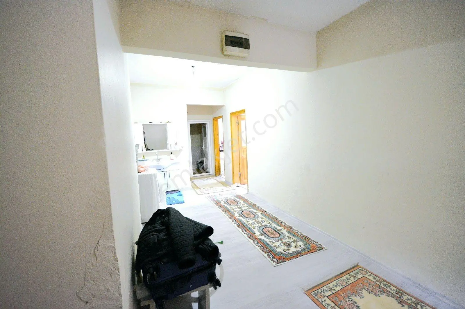 Satılık 41 M2 Hisseye Sahip 3+1 Merkezi Konumda Yatırımlık Daire — fotoğraf 23