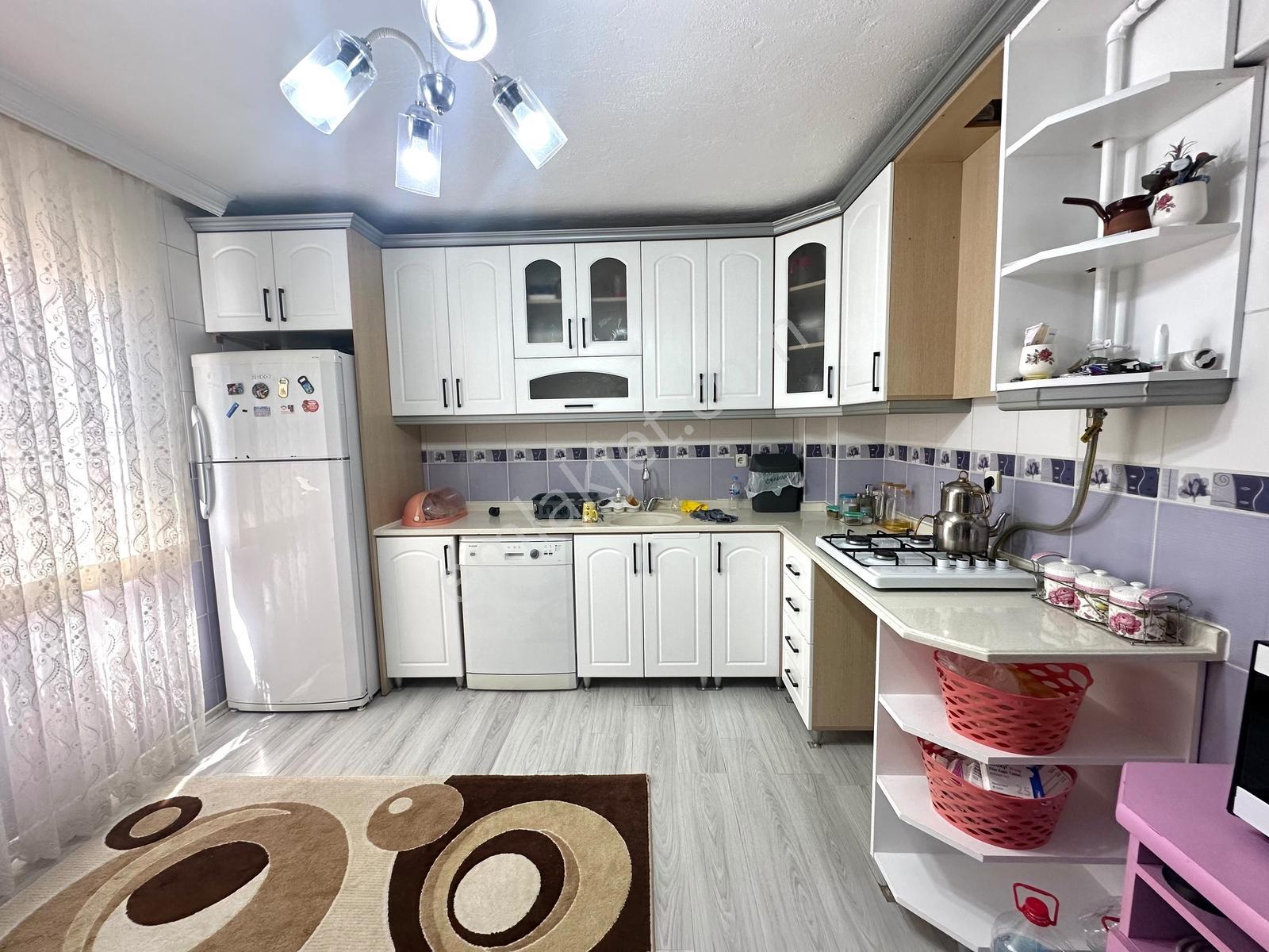 11 Remax Best'ten Bayraklı Yamanlar'da Satılık Komple Bına — fotoğraf 8