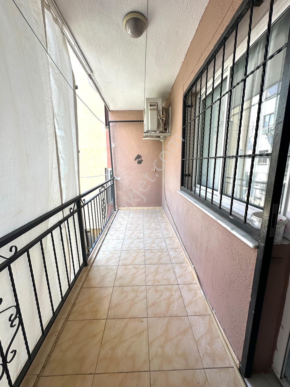 11 Remax Best'ten Bayraklı Yamanlar'da Satılık Komple Bına — fotoğraf 19