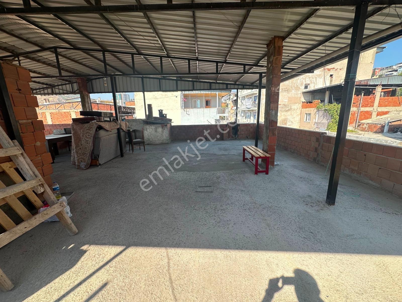 11 Remax Best'ten Bayraklı Yamanlar'da Satılık Komple Bına — fotoğraf 22