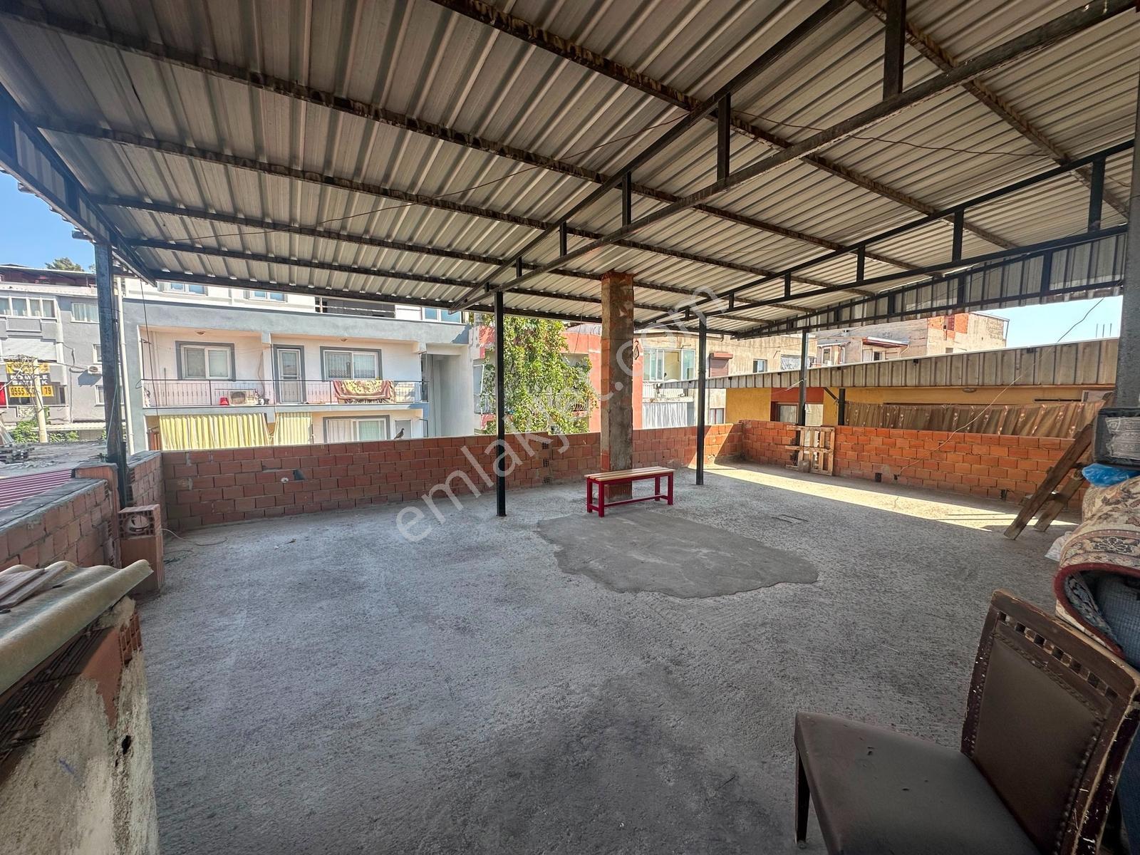 11 Remax Best'ten Bayraklı Yamanlar'da Satılık Komple Bına — fotoğraf 23