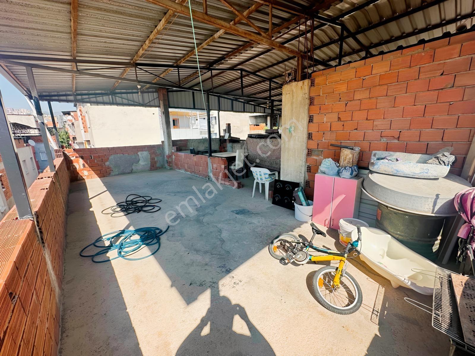 11 Remax Best'ten Bayraklı Yamanlar'da Satılık Komple Bına — fotoğraf 24