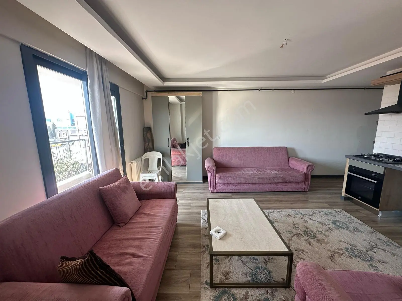17 Menemen Ulus Mahallesi'nde Satılık 1+1 Daire — fotoğraf 5