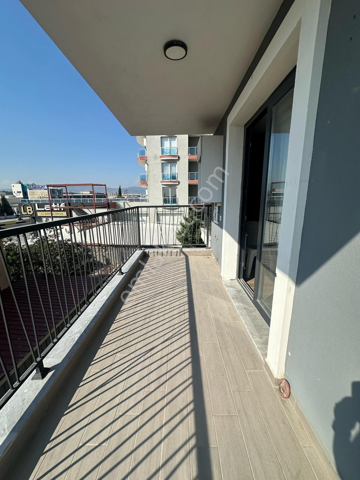 17 Menemen Ulus Mahallesi'nde Satılık 1+1 Daire — fotoğraf 7