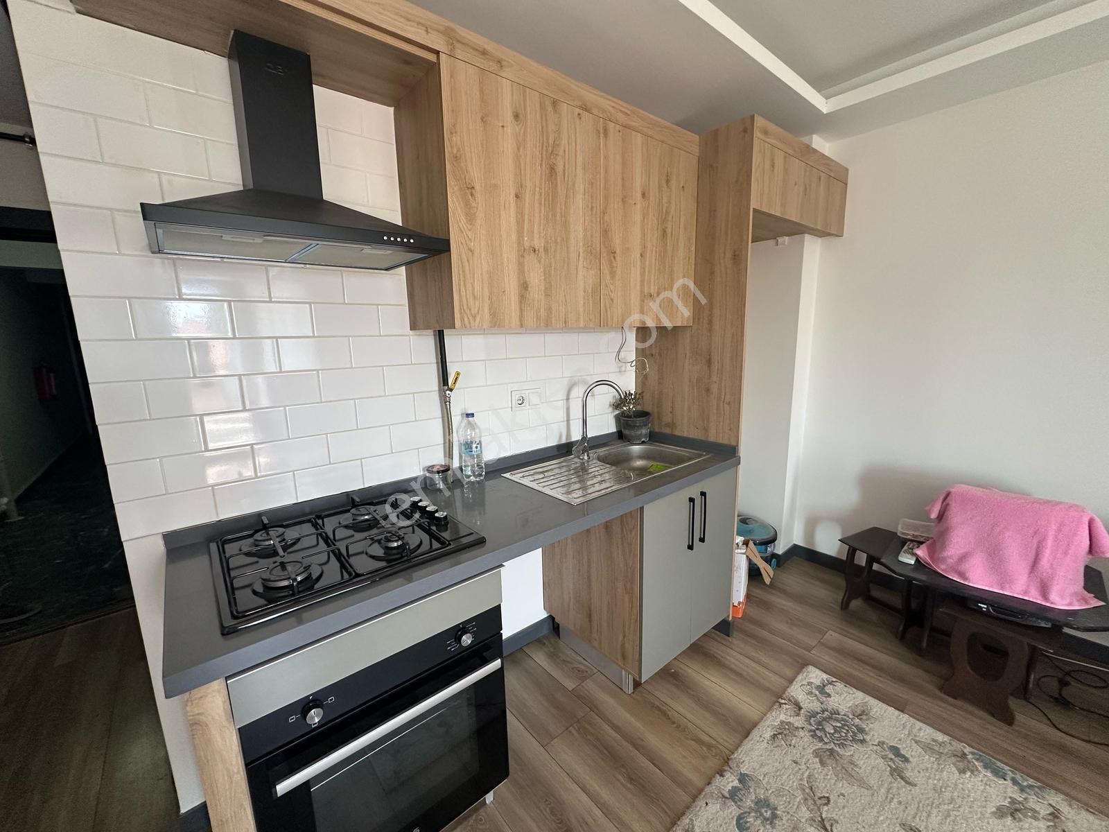 17 Menemen Ulus Mahallesi'nde Satılık 1+1 Daire — fotoğraf 9