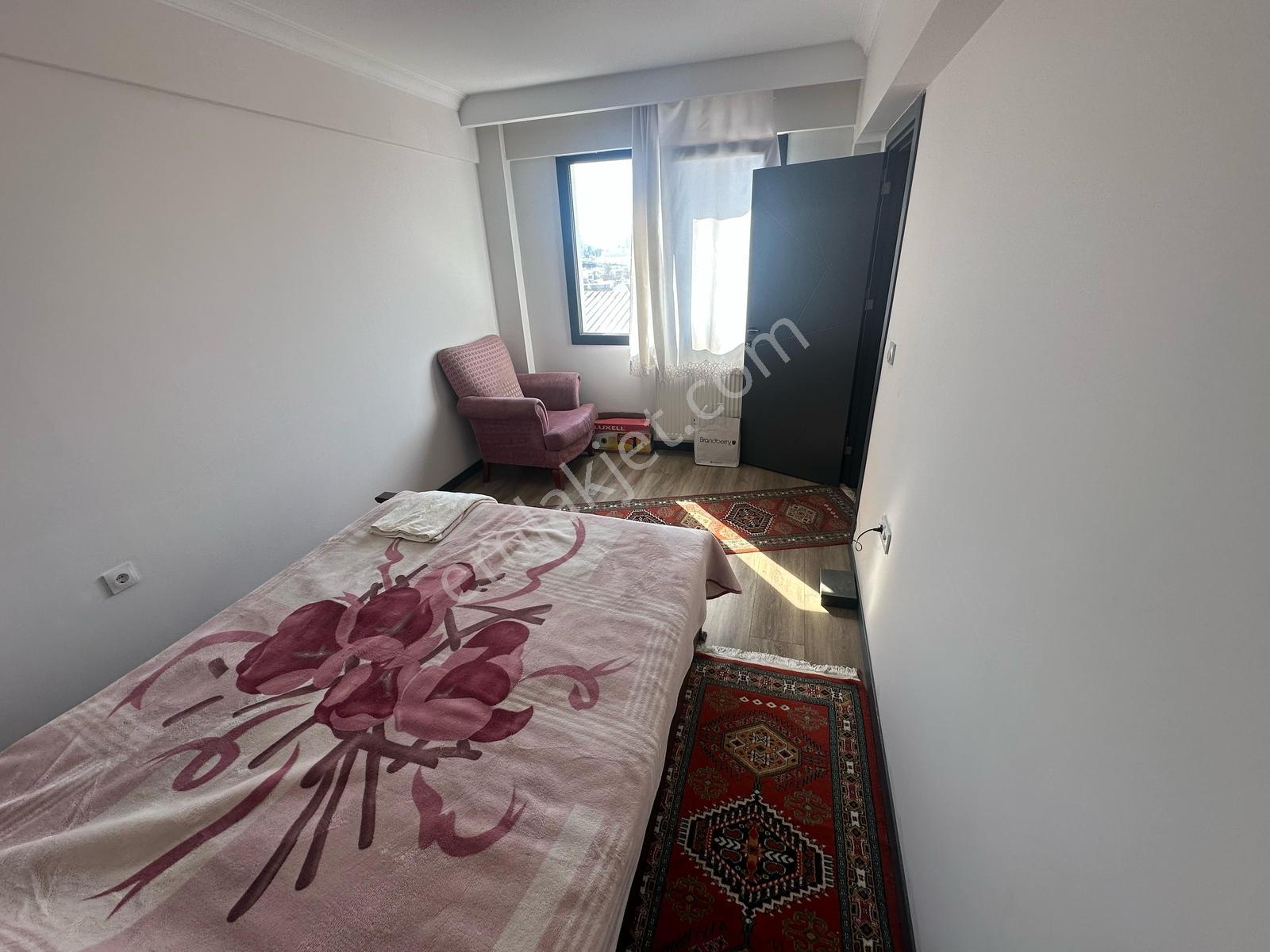 17 Menemen Ulus Mahallesi'nde Satılık 1+1 Daire — fotoğraf 15