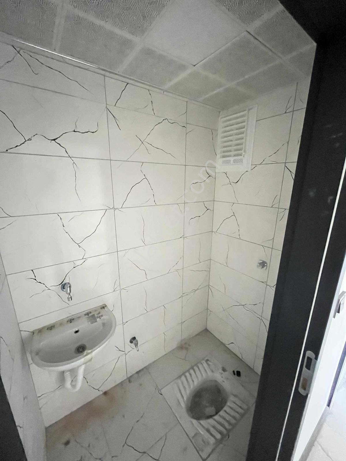 Ful + Ful Yapılı Ara Kat Güney Cephe Merkezi Konumda Daire !! — fotoğraf 20