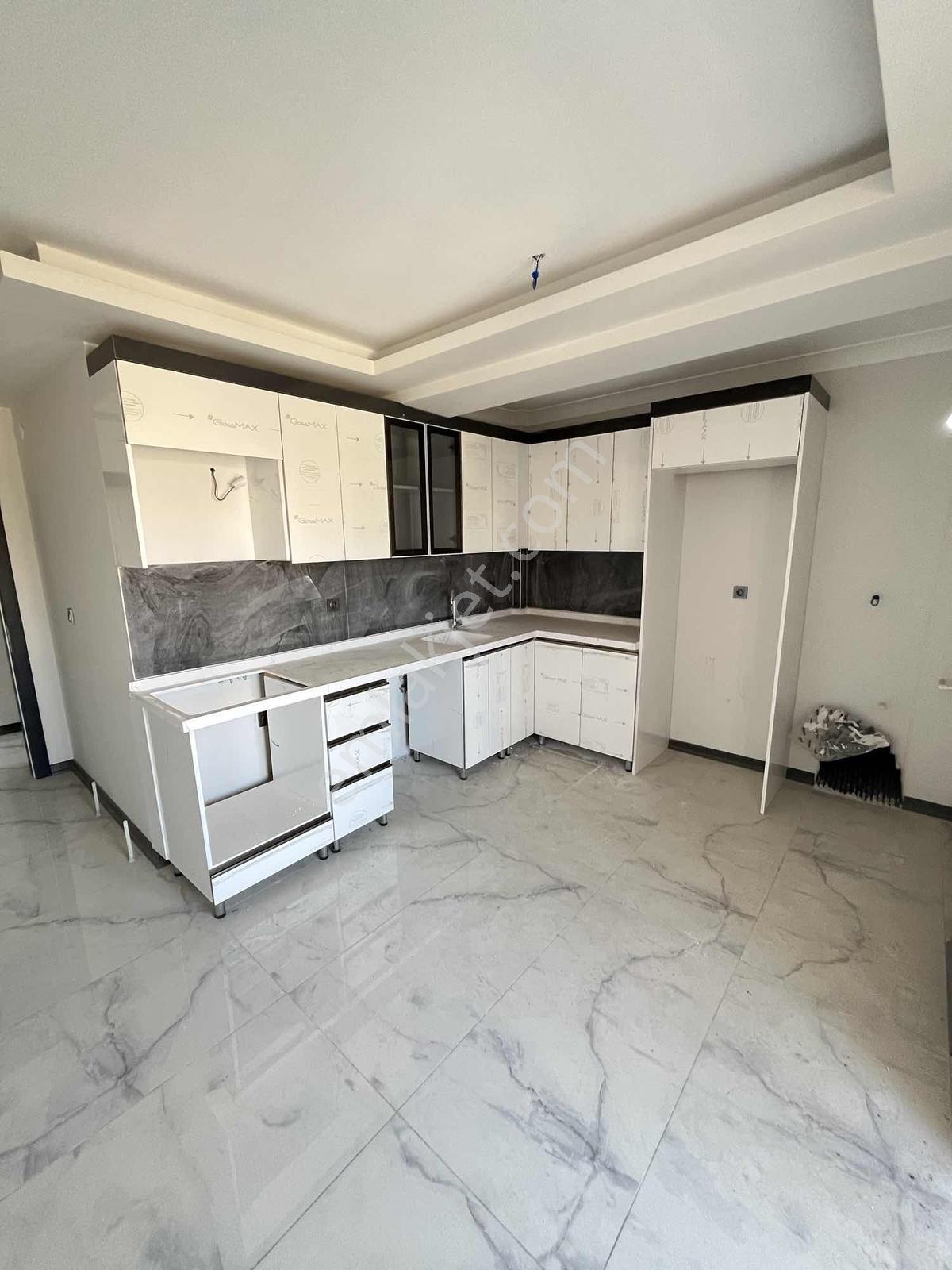 Ful + Ful Yapılı Ara Kat Güney Cephe Merkezi Konumda Daire !! — fotoğraf 28
