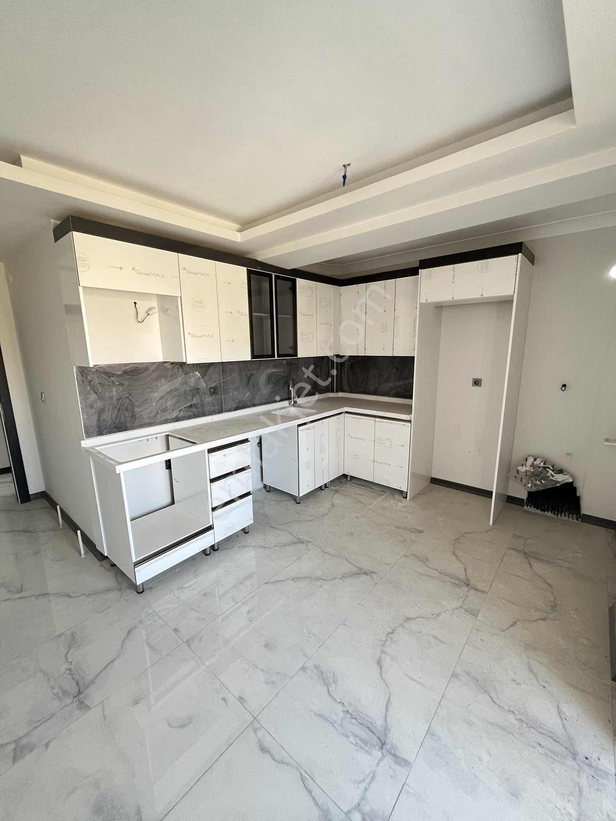 Ful + Ful Yapılı Ara Kat Güney Cephe Merkezi Konumda Daire !! — fotoğraf 29