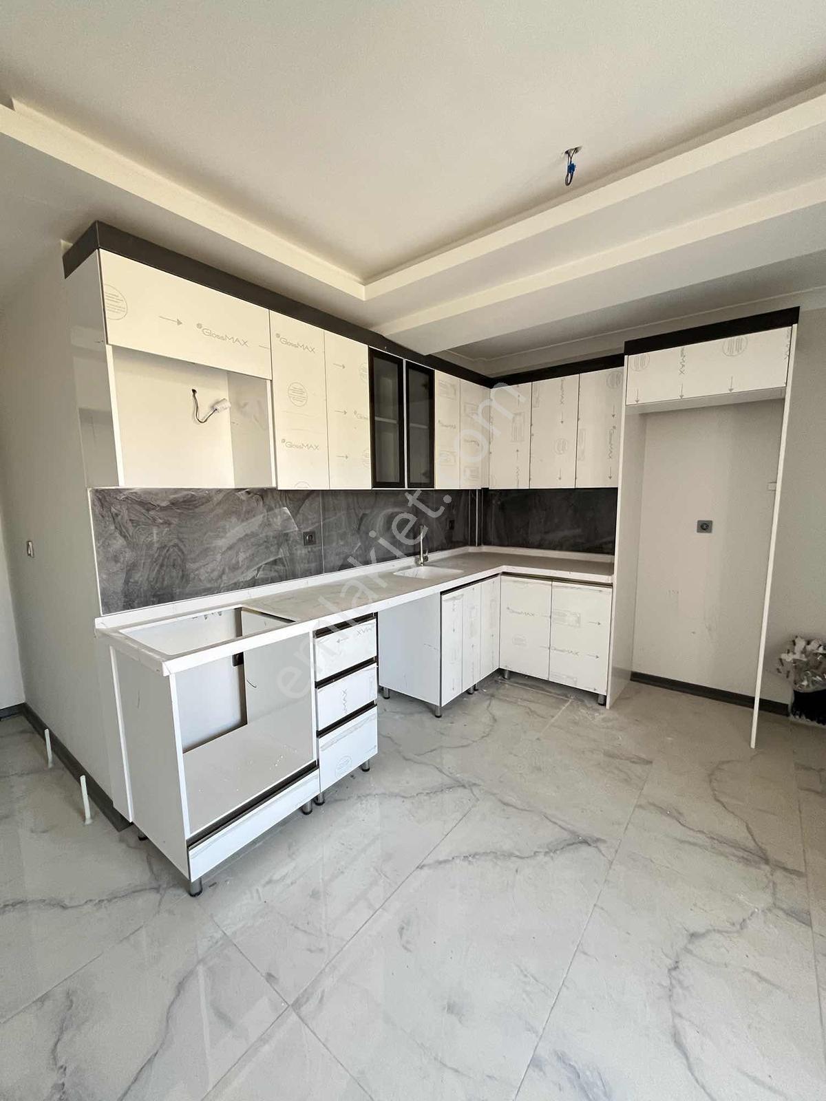 Ful + Ful Yapılı Ara Kat Güney Cephe Merkezi Konumda Daire !! — fotoğraf 30