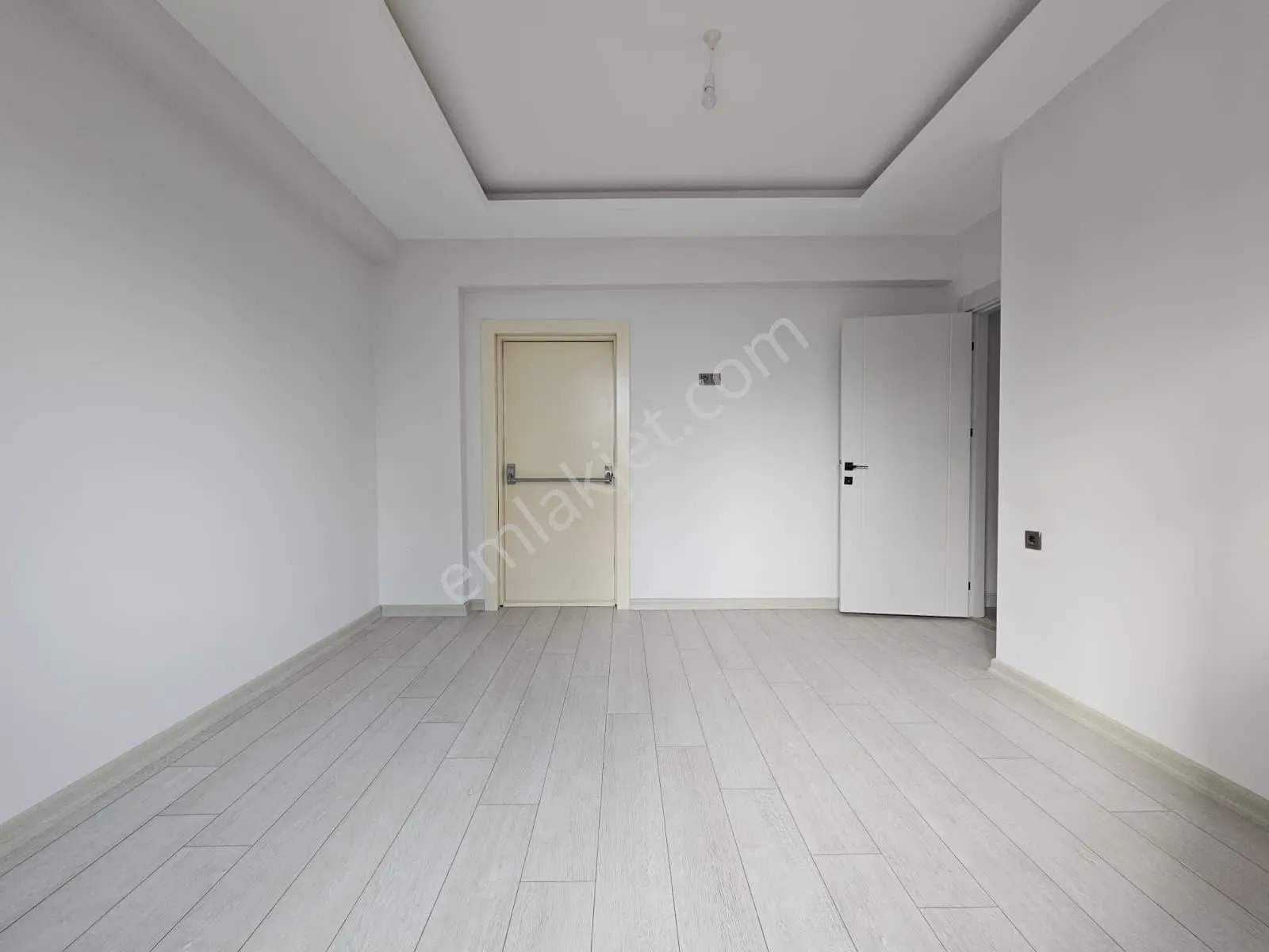 Şerifali'de Harika Konumda Kat Mülkiyetli Sıfır 2+1 — fotoğraf 19