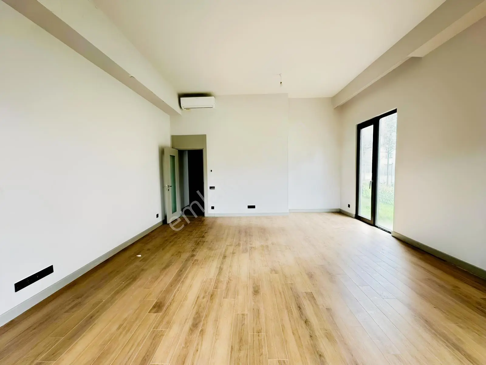 Çınarköy Evleri / Büyük Tip / Yüksek Tavan / 3+1 Bahçe Katı / — fotoğraf 3