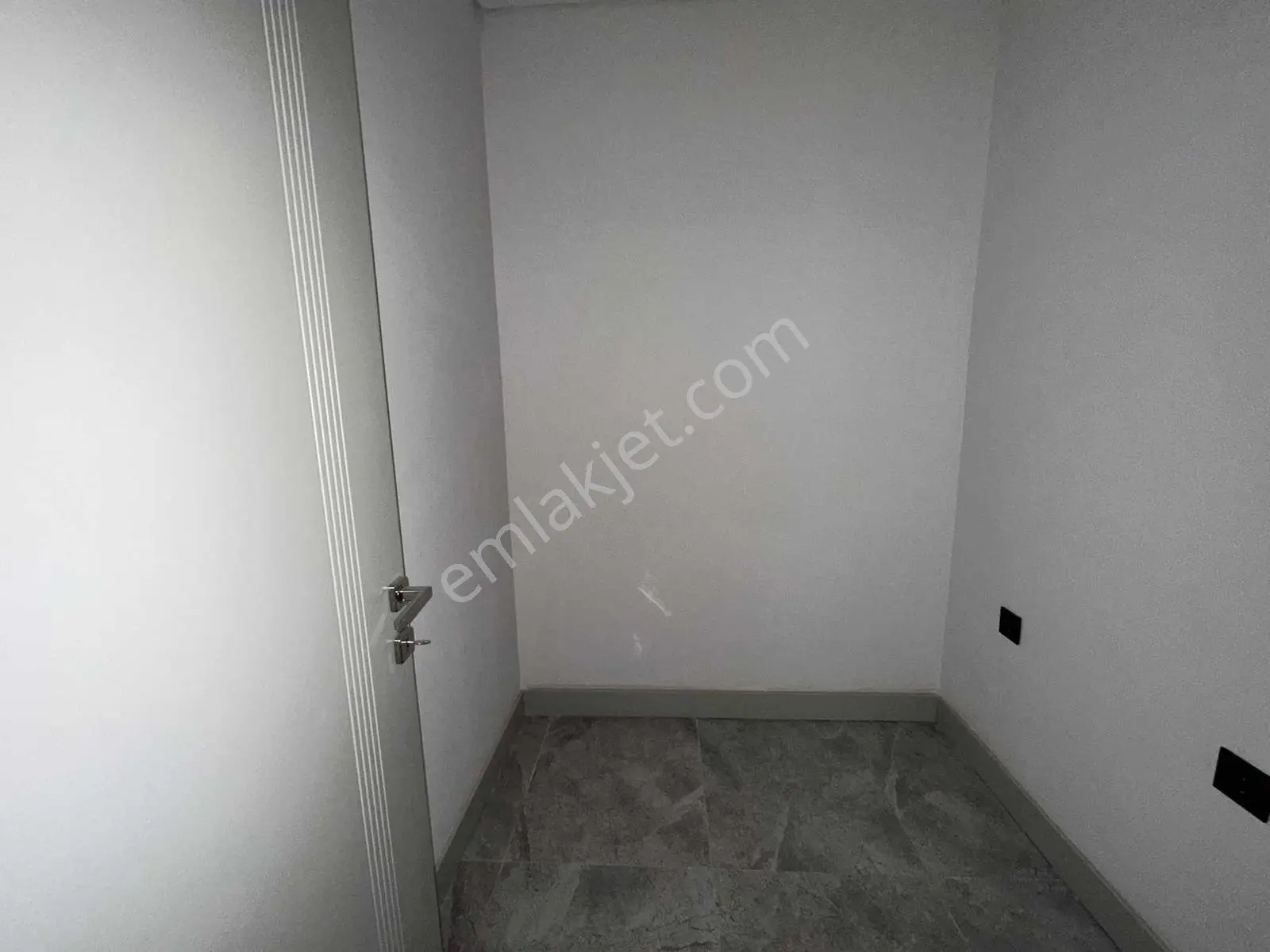 Çınarköy Evleri / Büyük Tip / Yüksek Tavan / 3+1 Bahçe Katı / — fotoğraf 18