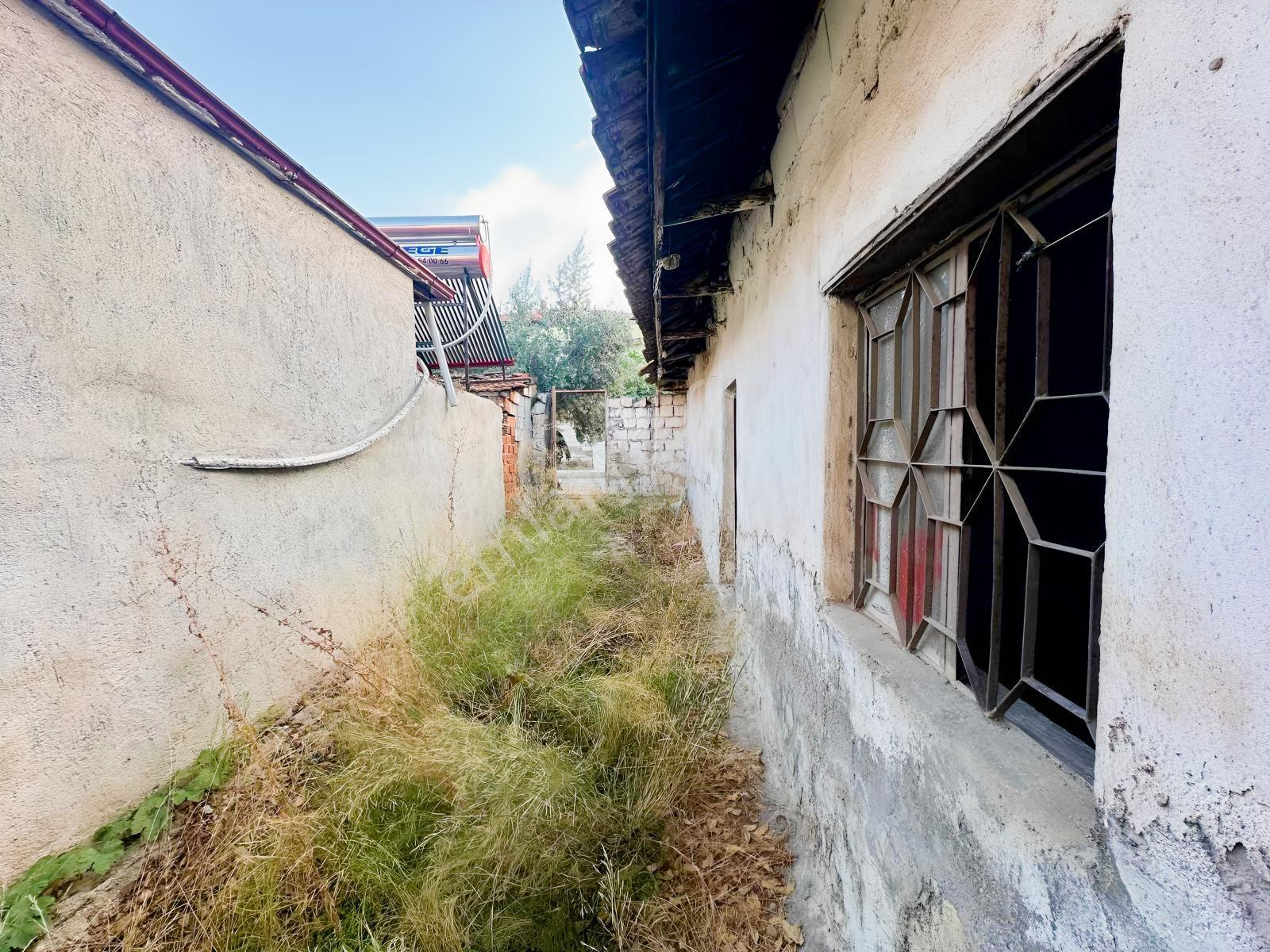 Alaşehir Beşeylül Mahallesinde 3 Kat İmarlı, Yatırımlık Arsa! — fotoğraf 10