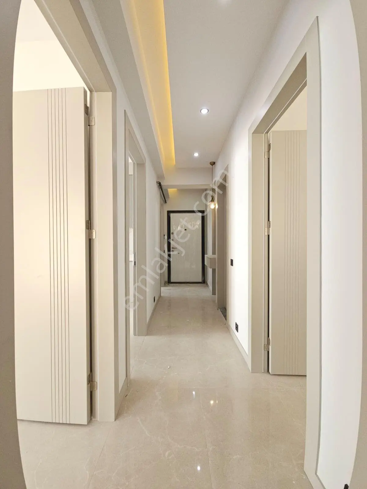 Denizli Gümüşçay Mahallesinde 2+1 120 M2 Lüks İşçilikte Satılık Fırsat Daireler — fotoğraf 3