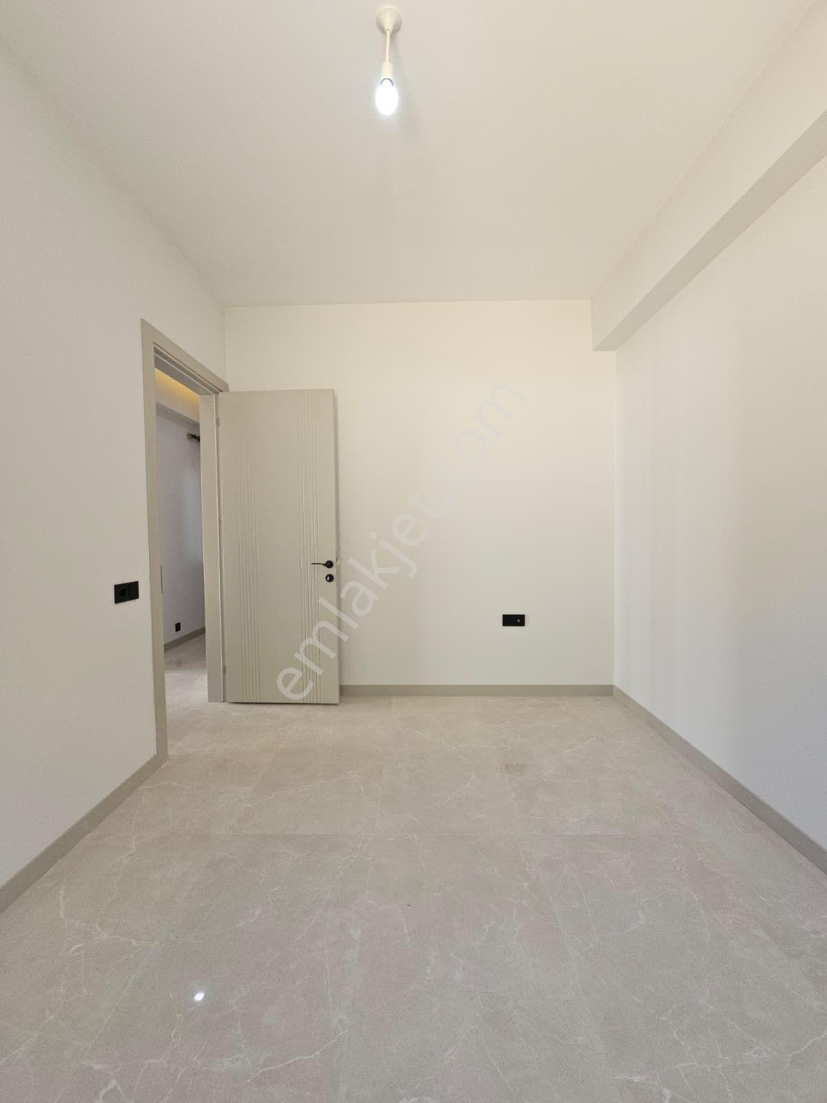 Denizli Gümüşçay Mahallesinde 2+1 120 M2 Lüks İşçilikte Satılık Fırsat Daireler — fotoğraf 16