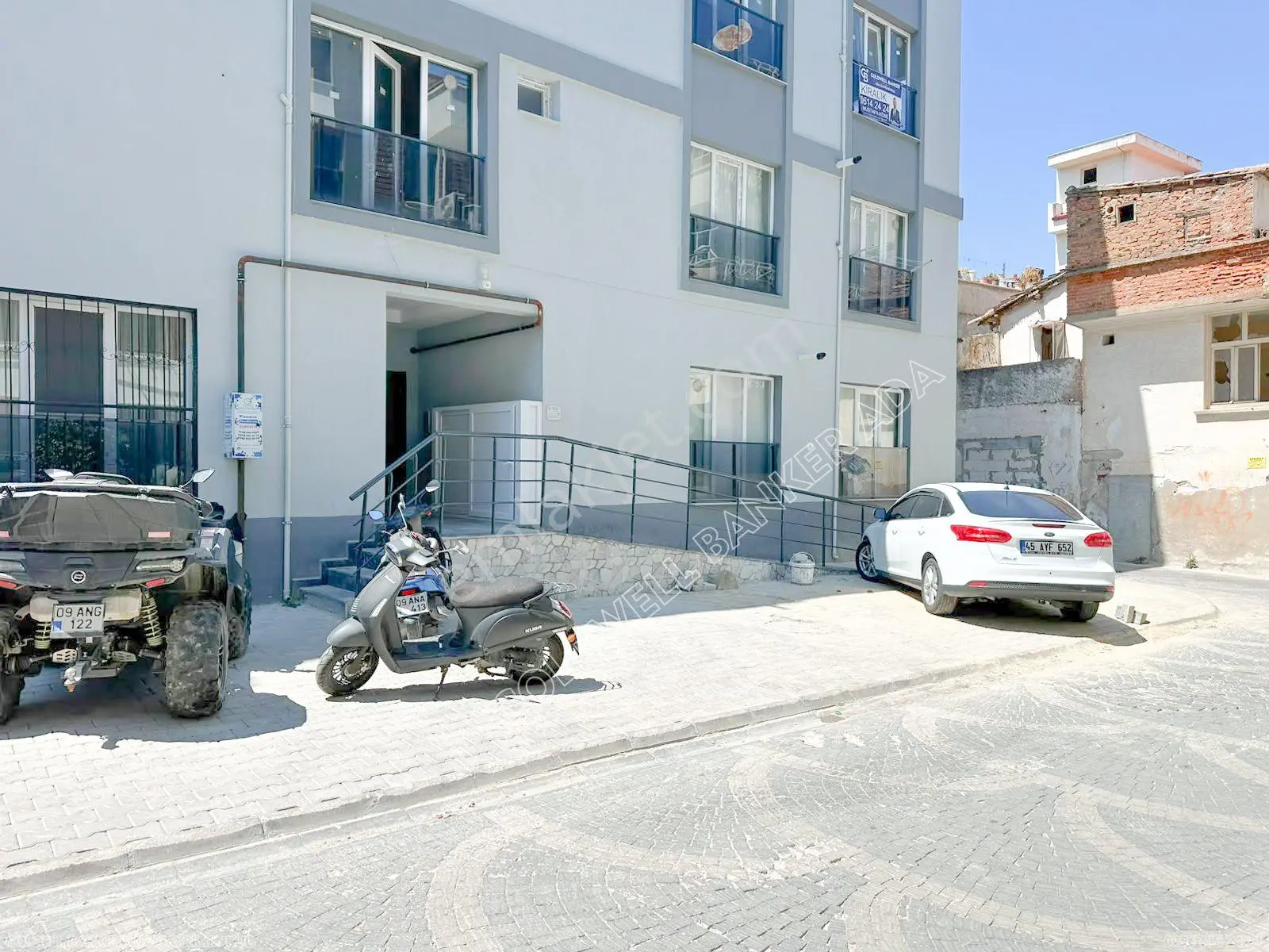 Kuşadası Sahile Yürüme Mesafesinde Satılık 1+1 Daire — fotoğraf 15