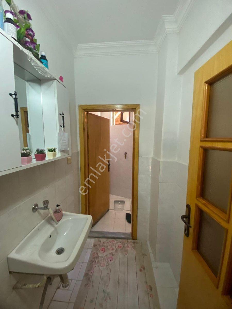 Sakarya Mahallesinde Satılık 2+1 — fotoğraf 5