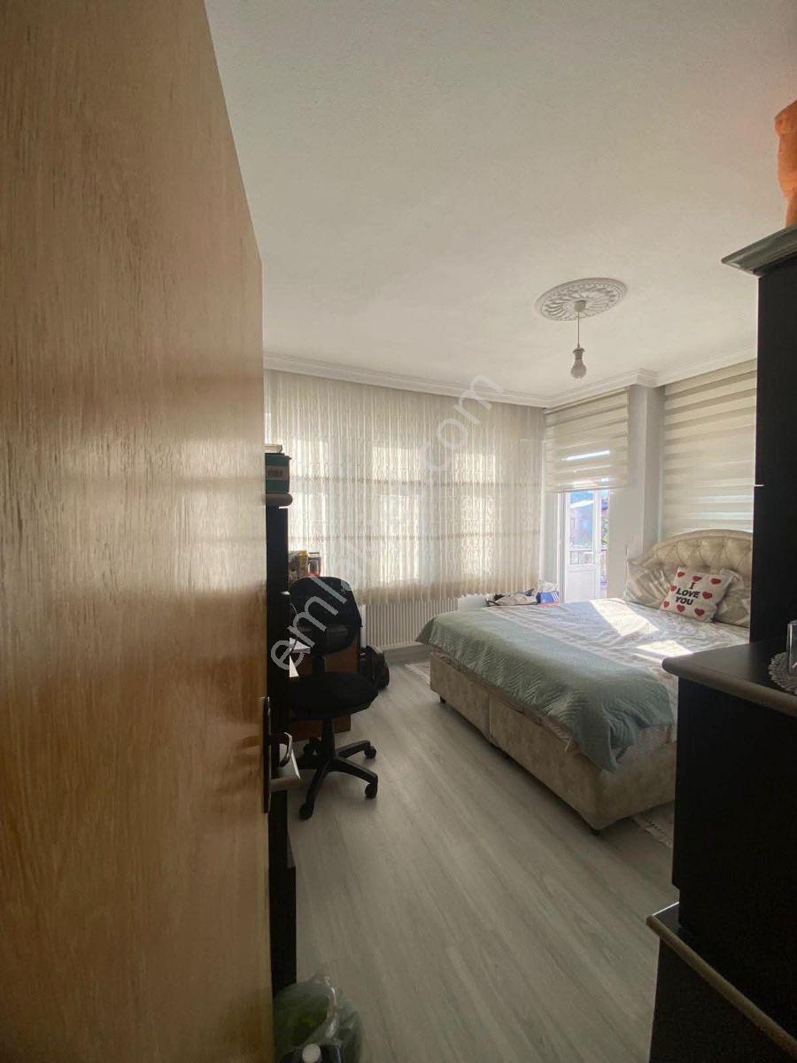 Sakarya Mahallesinde Satılık 2+1 — fotoğraf 9