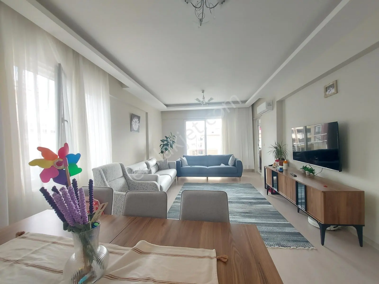 Yeni Rota'dan Yüksek Kat Geniş Satılık 3+1 Daire — fotoğraf 2