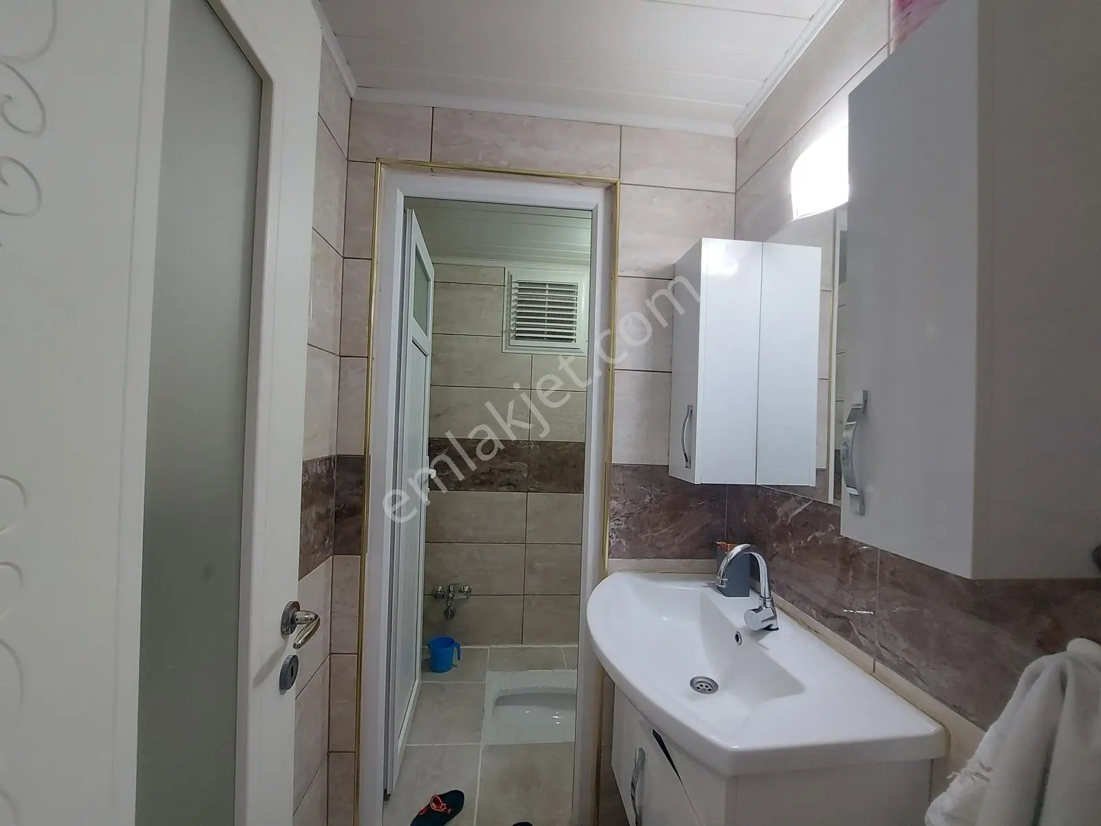 Yeni Rota'dan Yüksek Kat Geniş Satılık 3+1 Daire — fotoğraf 15