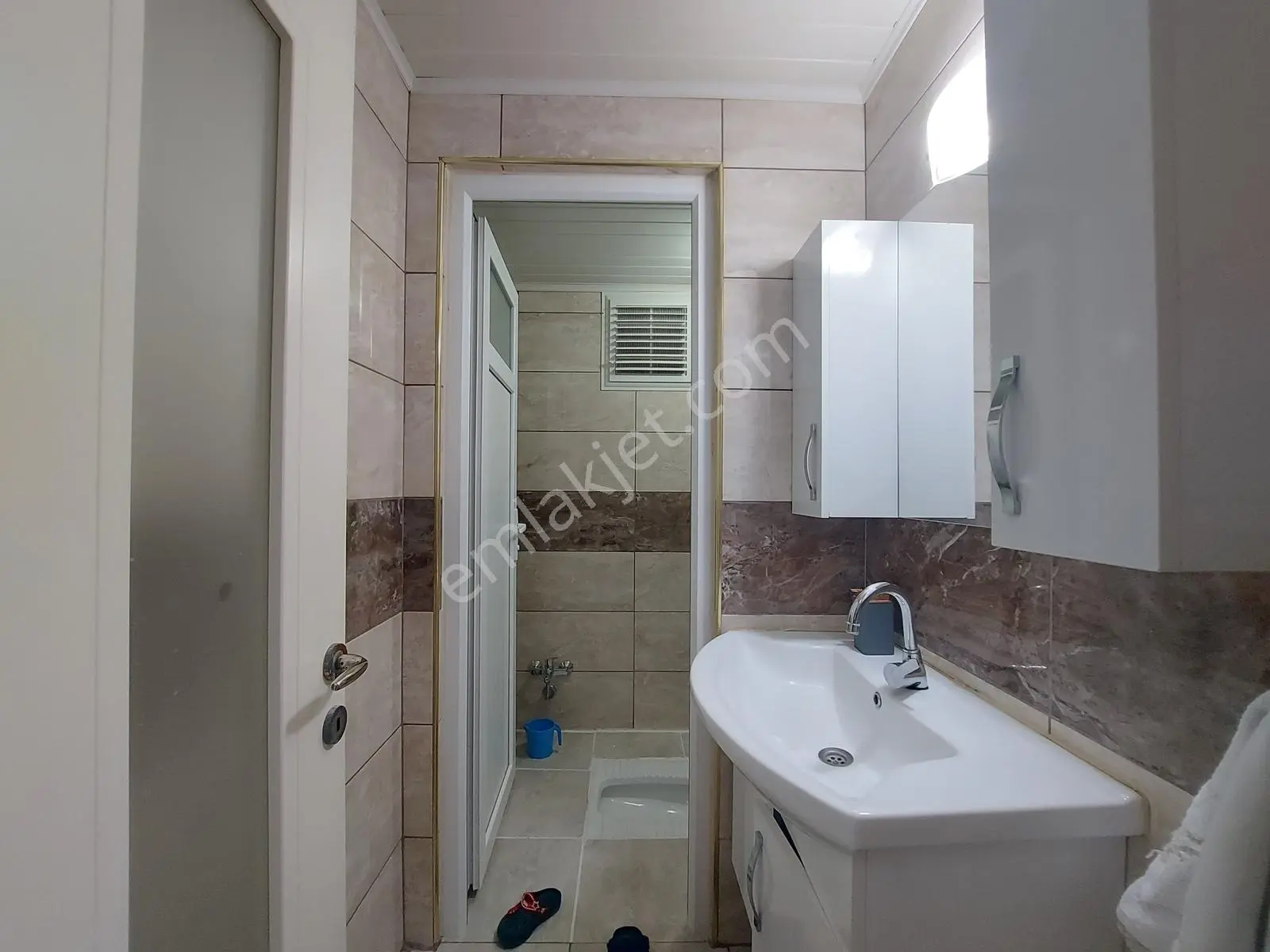 Yeni Rota'dan Yüksek Kat Geniş Satılık 3+1 Daire — fotoğraf 16