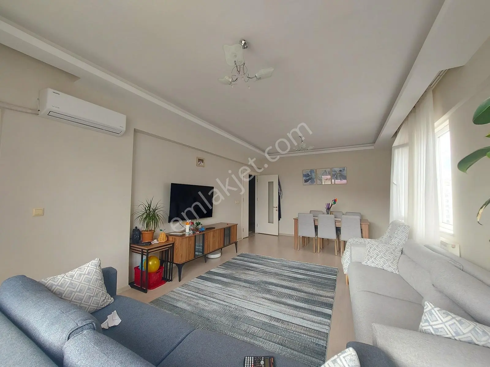 Yeni Rota'dan Yüksek Kat Geniş Satılık 3+1 Daire — fotoğraf 23
