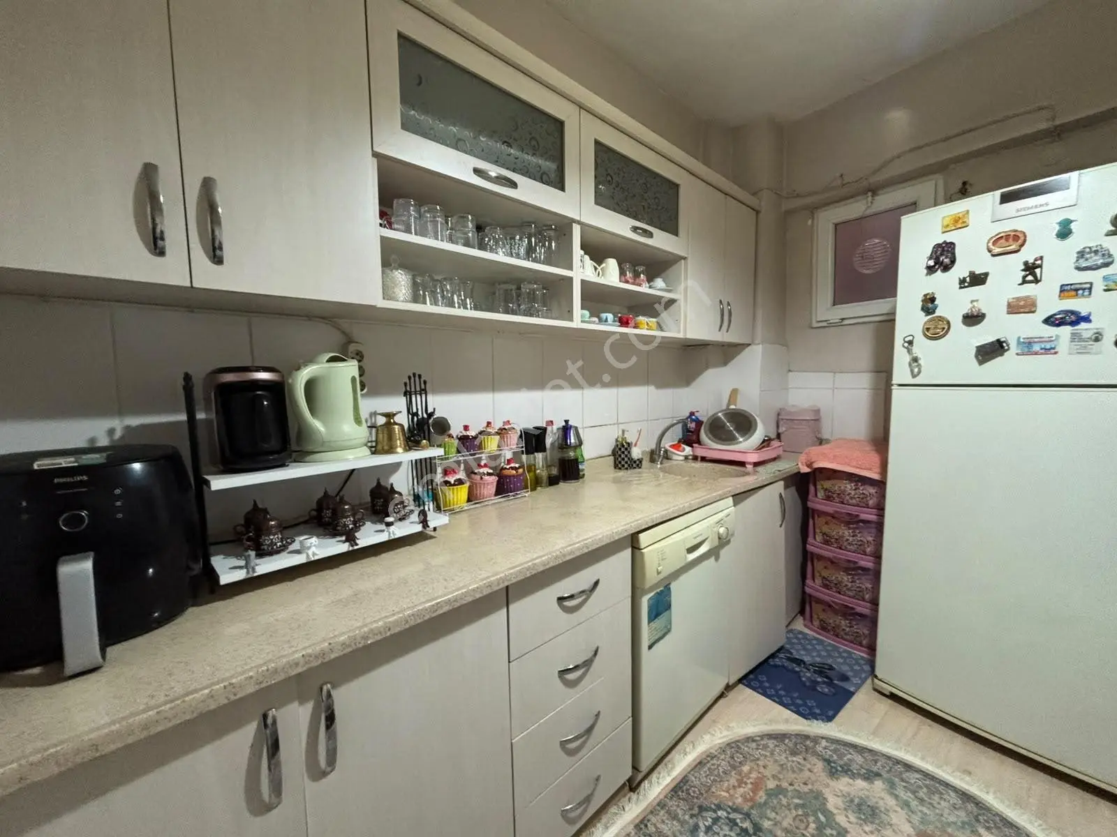 Edremitin Merkezinde Satılık 2+1 Daire — fotoğraf 12