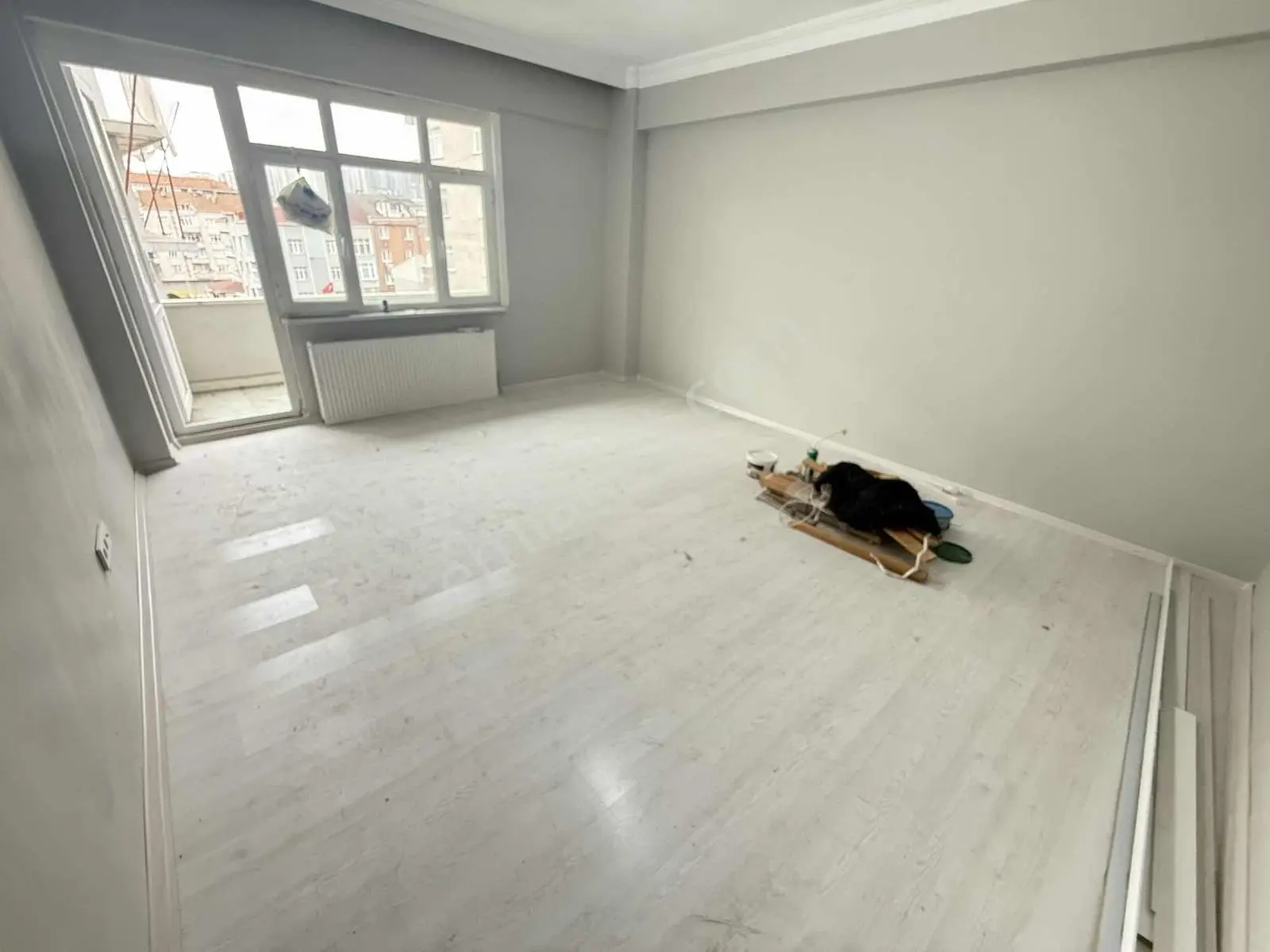 Mercan Emlak'tan 100 M2 2+1 Masrafsız Çift Balkonlu Ara Kat — fotoğraf 2