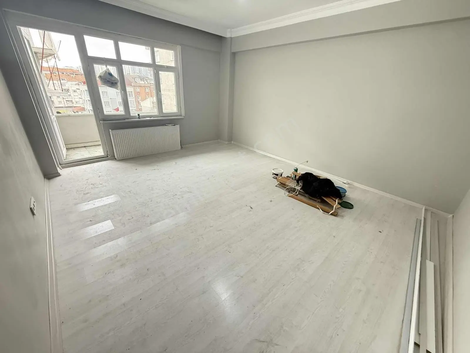 Mercan Emlak'tan 100 M2 2+1 Masrafsız Çift Balkonlu Ara Kat — fotoğraf 4