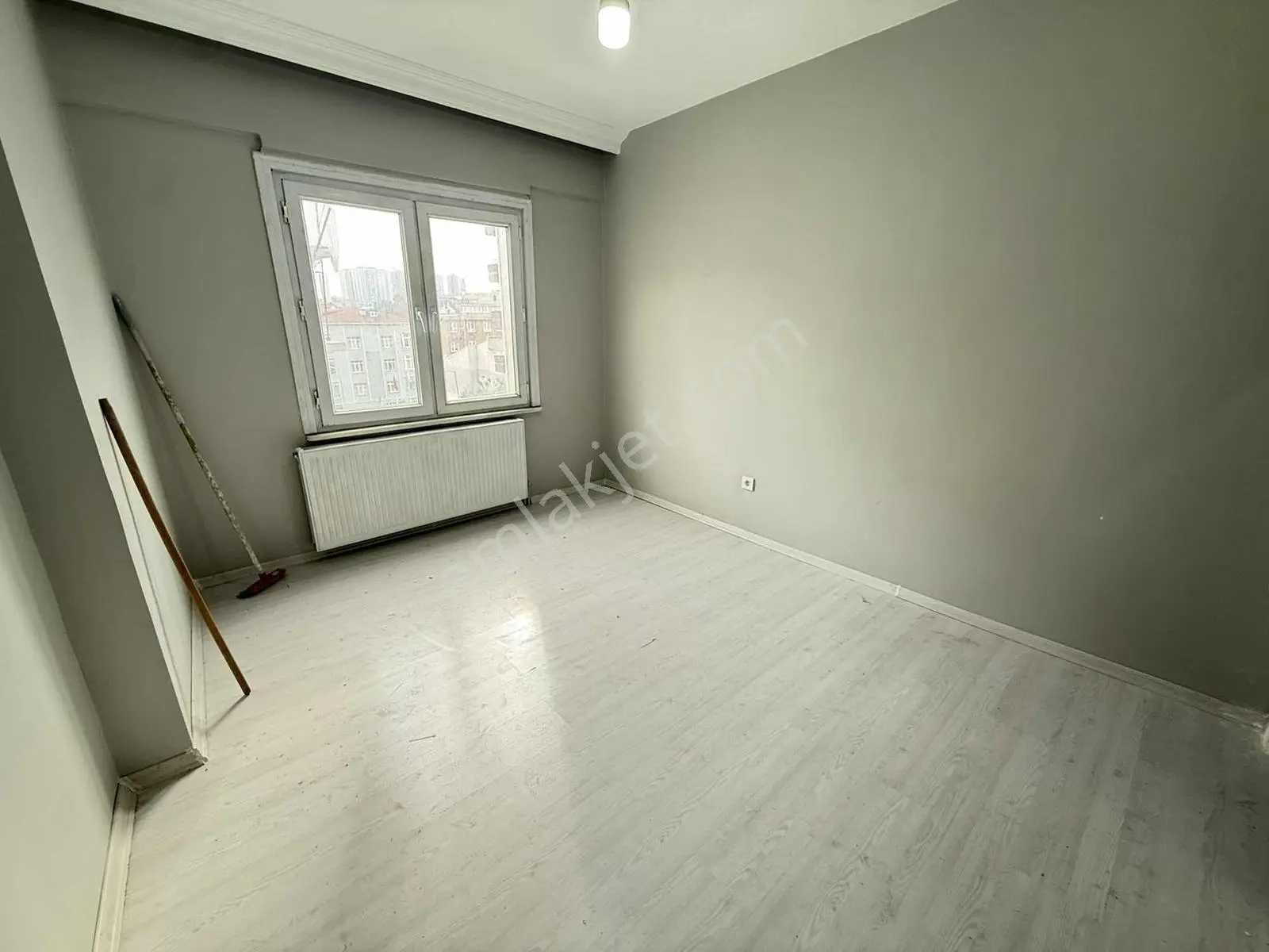 Mercan Emlak'tan 100 M2 2+1 Masrafsız Çift Balkonlu Ara Kat — fotoğraf 30
