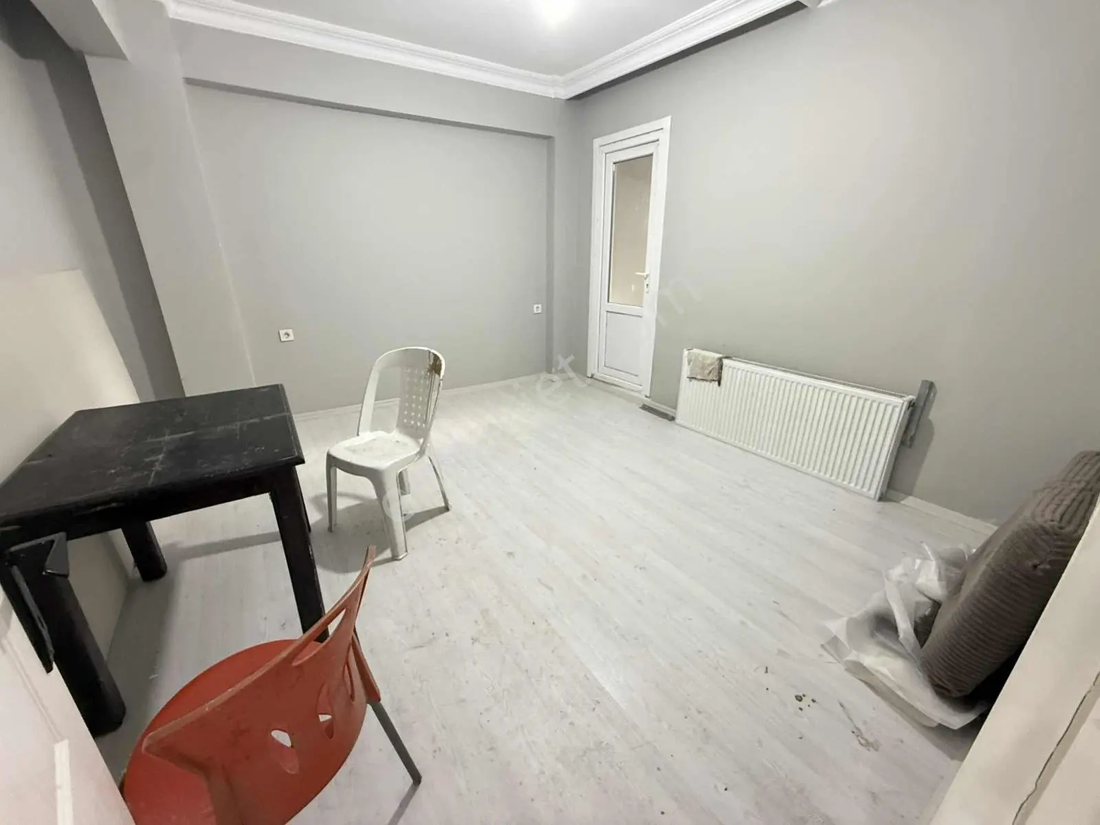 Mercan Emlak'tan 100 M2 2+1 Masrafsız Çift Balkonlu Ara Kat — fotoğraf 31