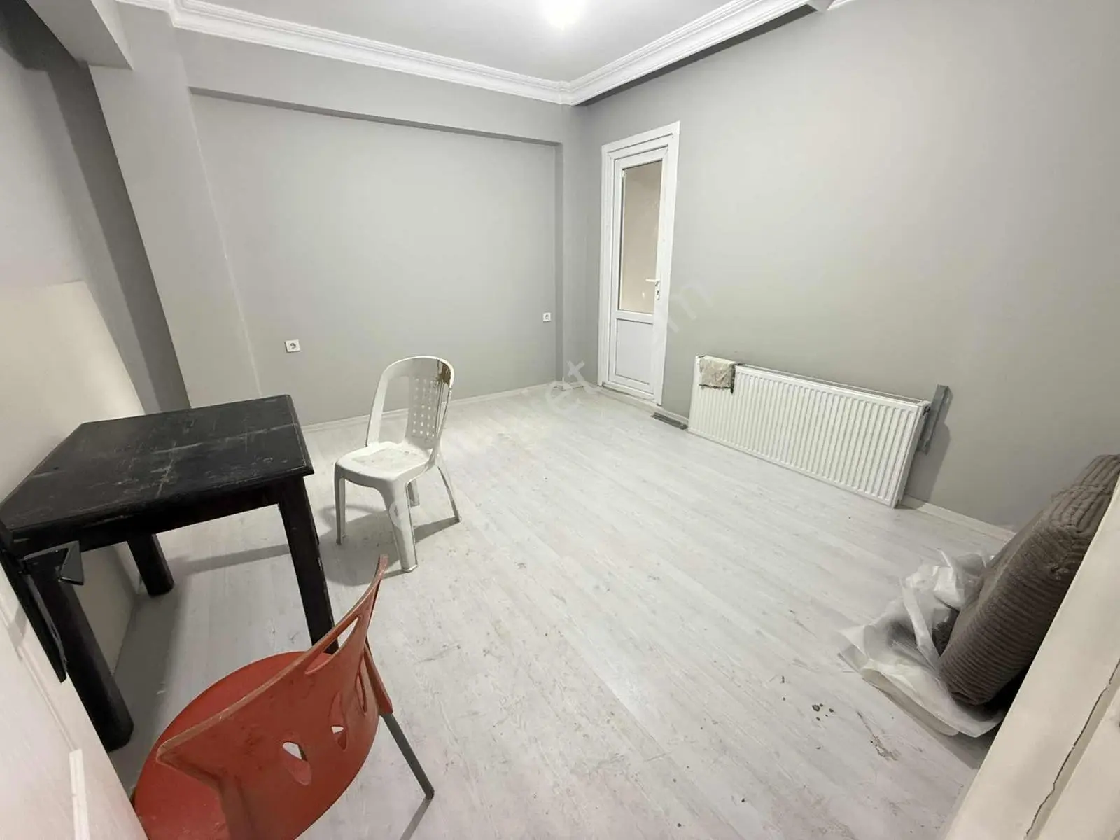 Mercan Emlak'tan 100 M2 2+1 Masrafsız Çift Balkonlu Ara Kat — fotoğraf 33