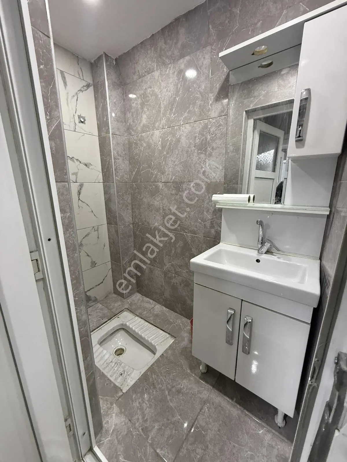 Mercan Emlak'tan 100 M2 2+1 Masrafsız Çift Balkonlu Ara Kat — fotoğraf 39