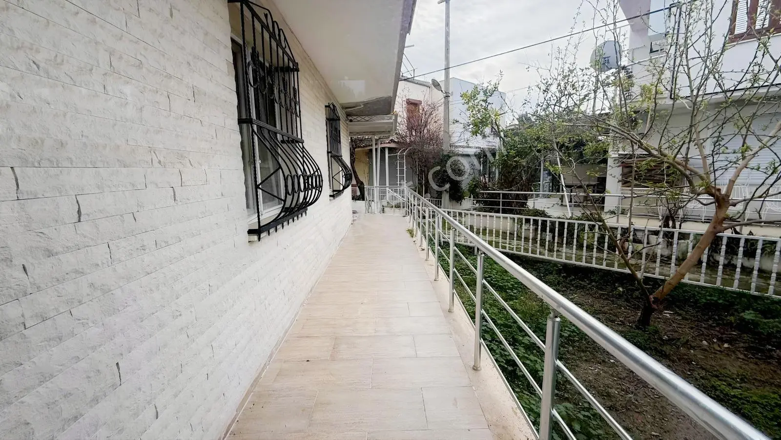 Avm Yakını Denize 400 Metre Satılık Yazlık — fotoğraf 3