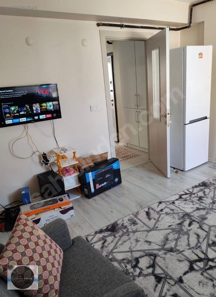 Çok Acil!!buca Kozağaçta 1+1 Doğalgazlı Ful Eşyalı Satılık Daire — fotoğraf 3