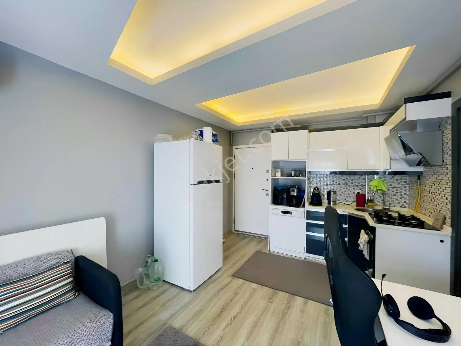 Dokuzçeşmeler Kampüs Civarı Eşyalı Doğalgazlı 1+1