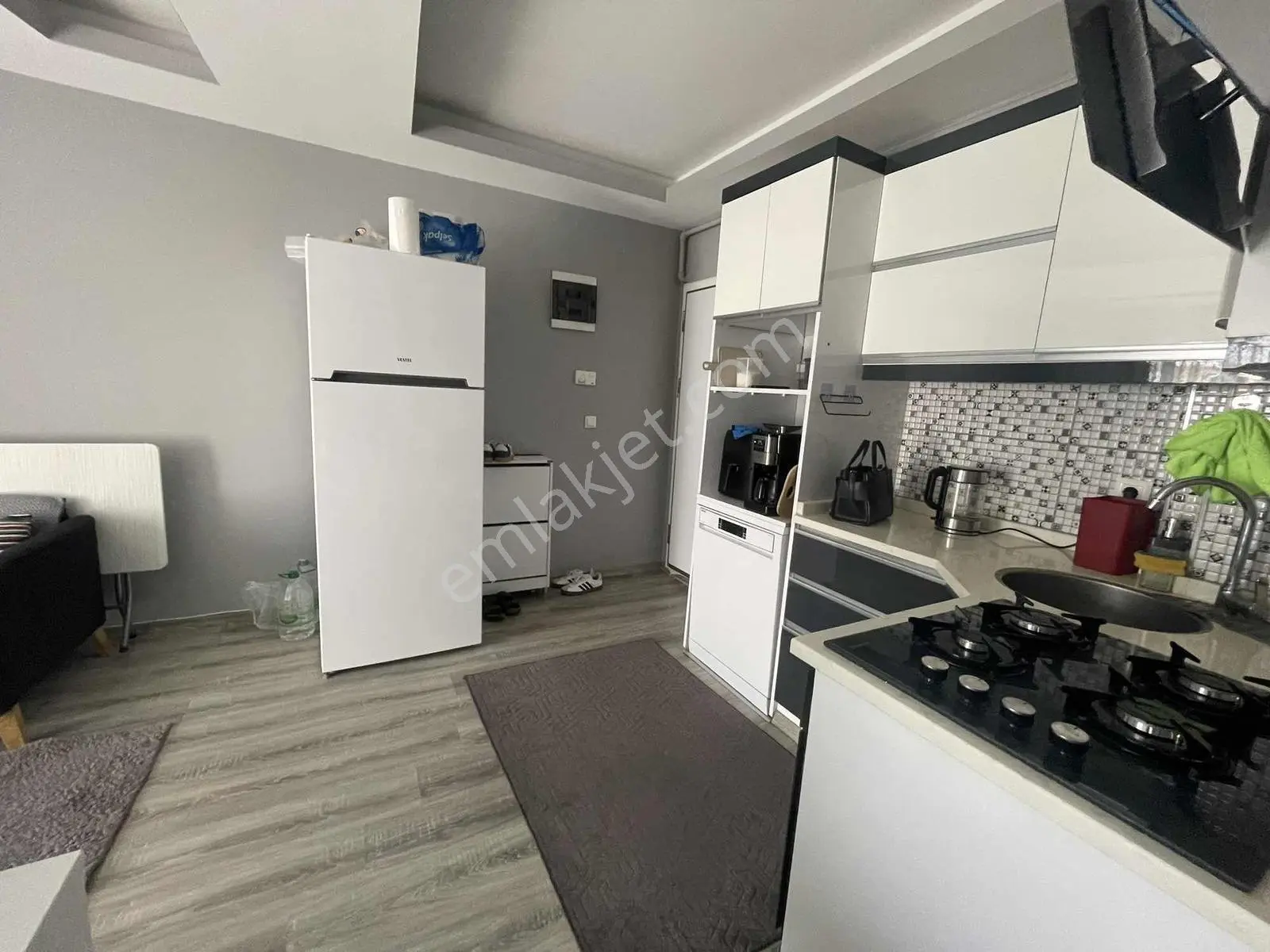Dokuzçeşmeler Kampüs Civarı Eşyalı Doğalgazlı 1+1 — fotoğraf 8