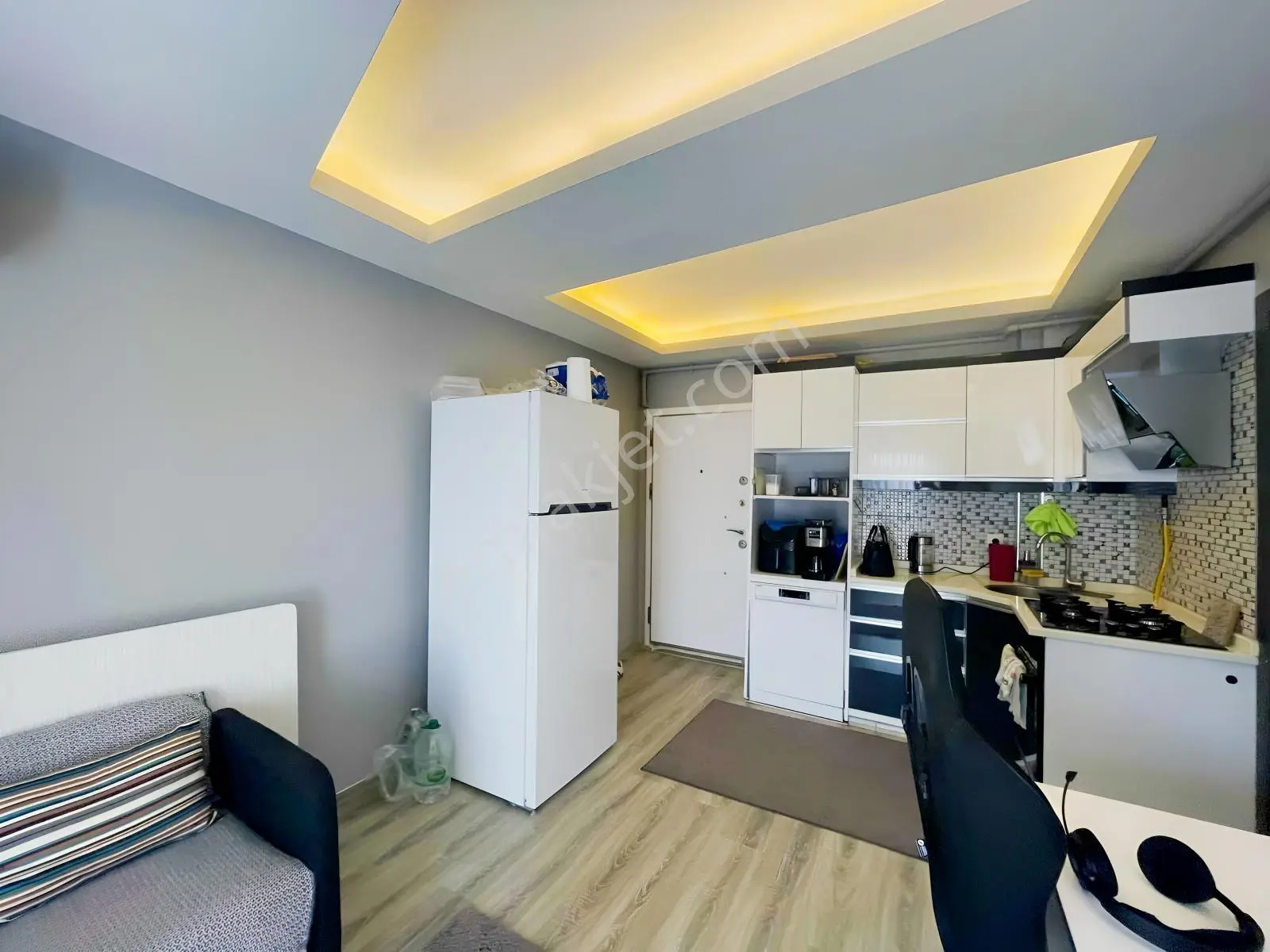 Dokuzçeşmeler Kampüs Civarı Eşyalı Doğalgazlı 1+1 — fotoğraf 16
